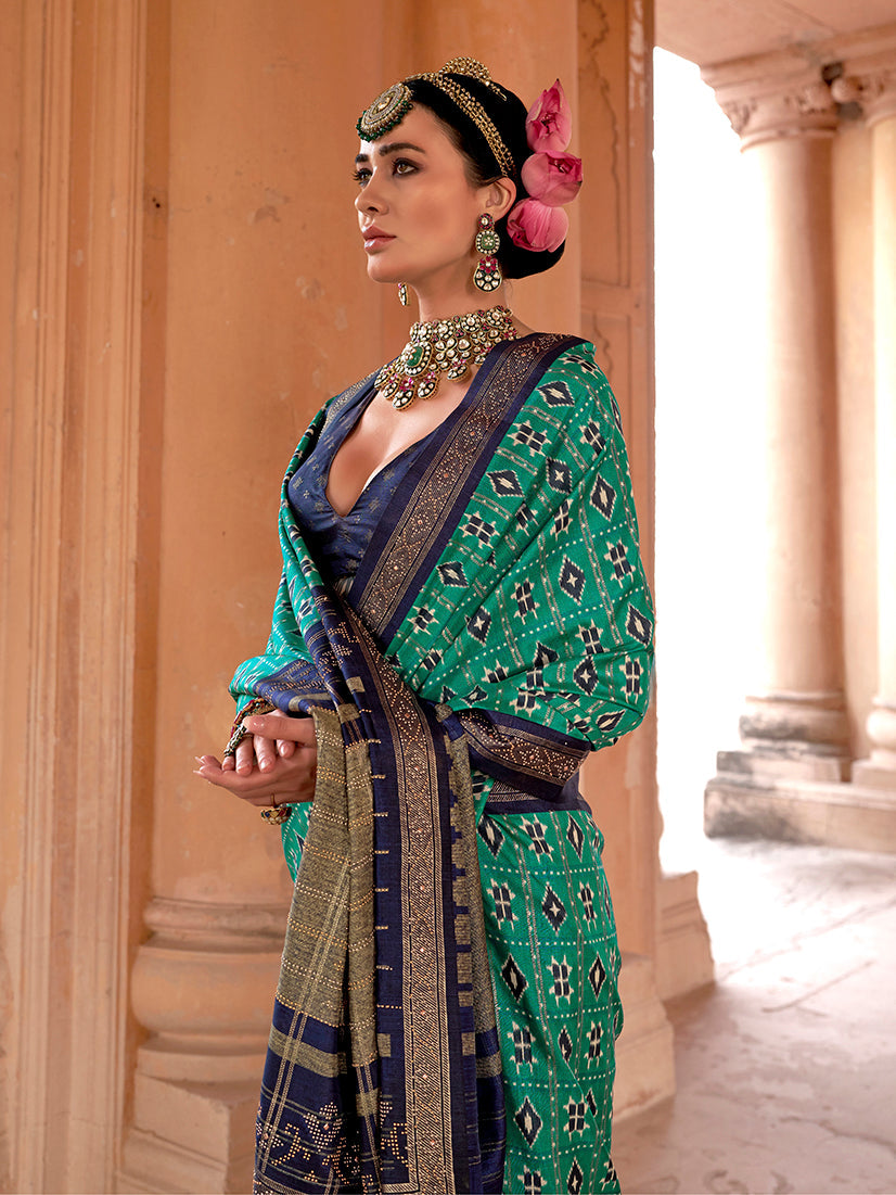 Monjolika Fashion Turquoise Silk Blend Patola Print Classic Saree