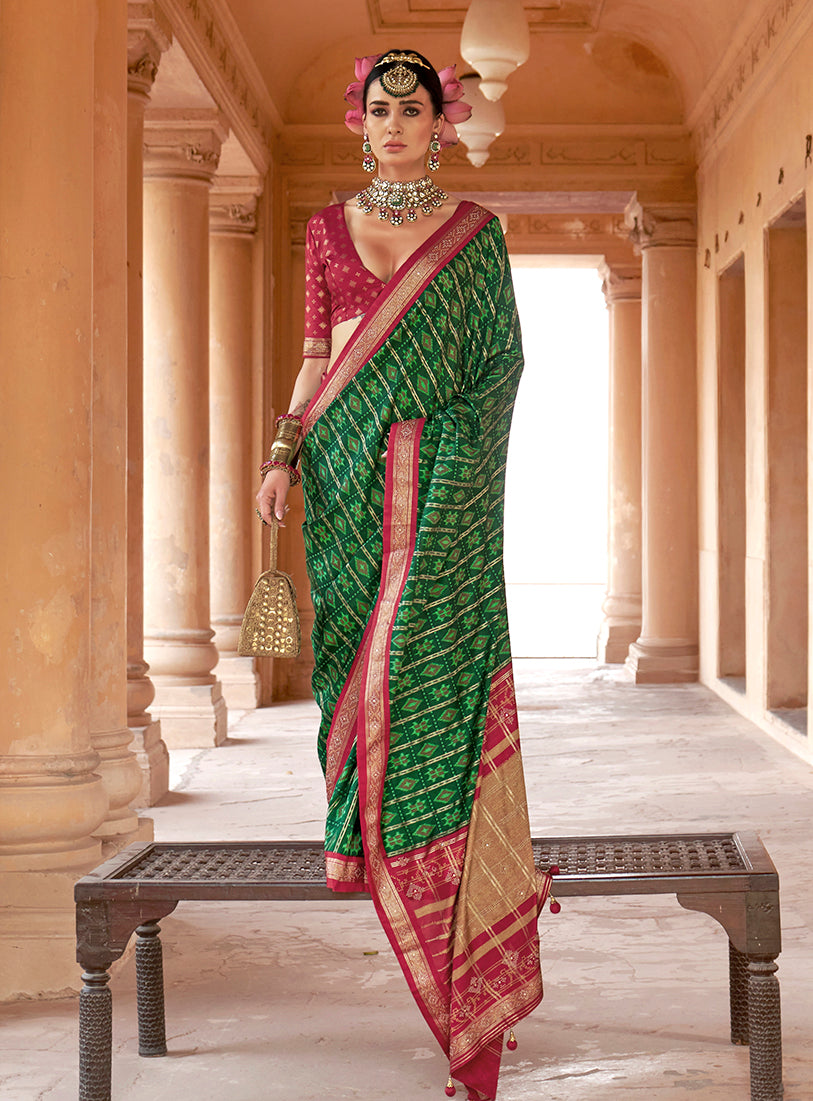 Monjolika Fashion Green Silk Blend Patola Print Classic Saree