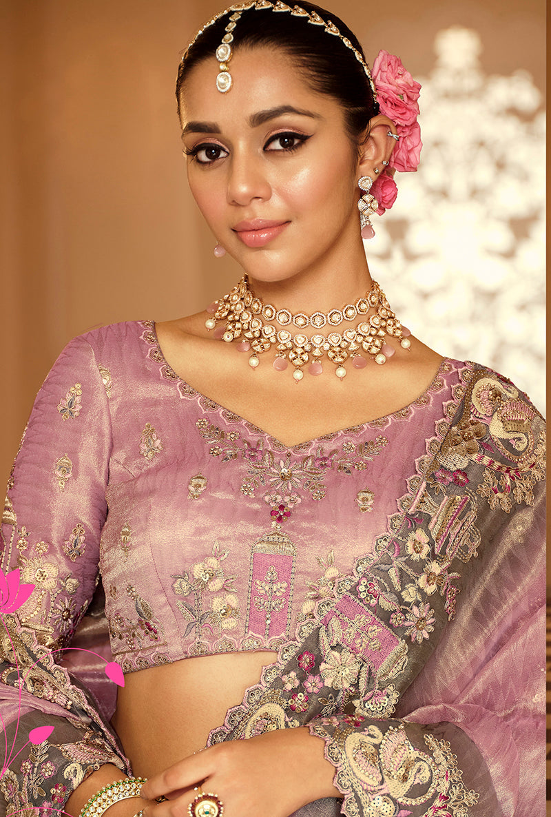 Monjolika Fashion Silk Blend Silk Saree In Onion Pink With Rich Meenakari Zari Weaving