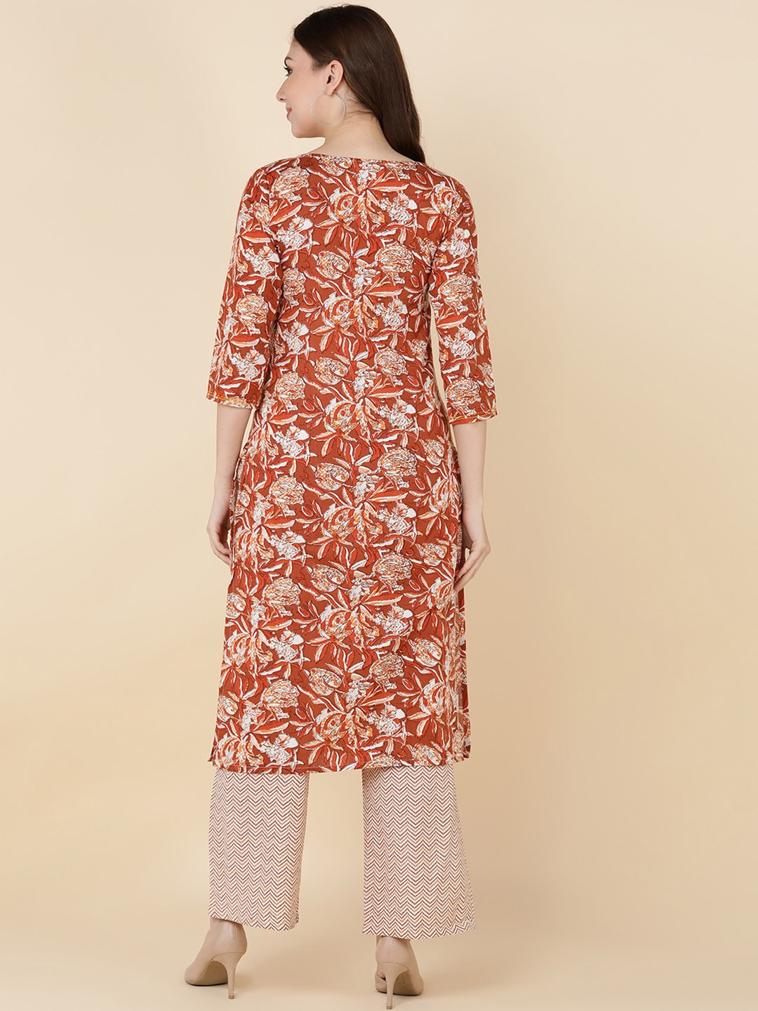 HERE&NOW Women Brown Floral Printed Sequinned Kurta with Trousers
