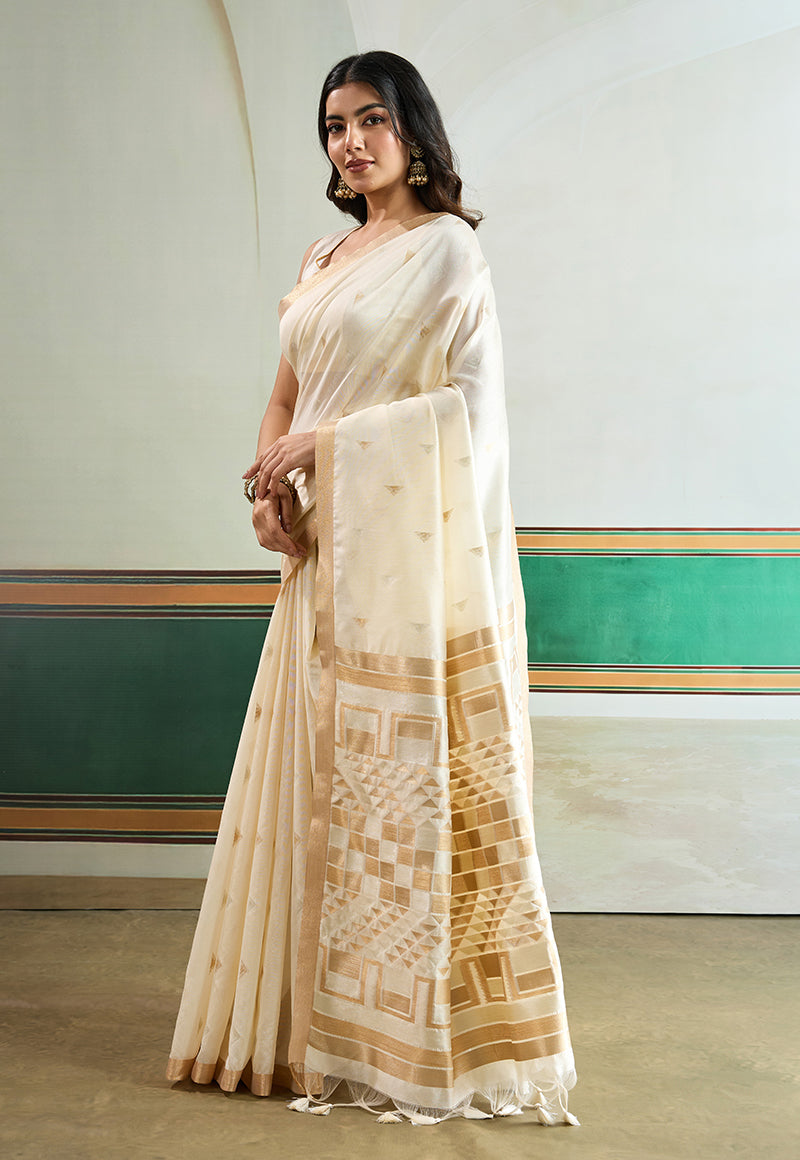 Monjolika Fashion Off White Handloom Weaving Silk Festival Wear Saree