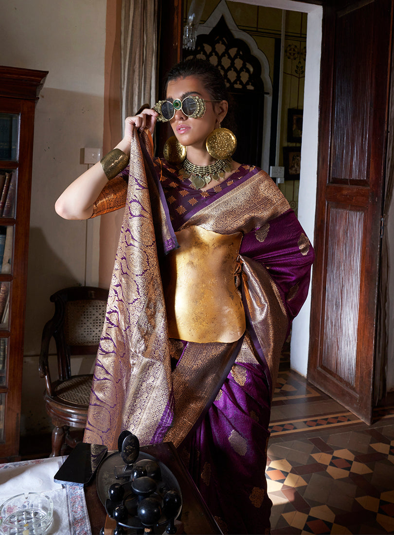 Monjolika Fashion Purple Color Two Tone Handloom Weaving Silk Traditional Saree