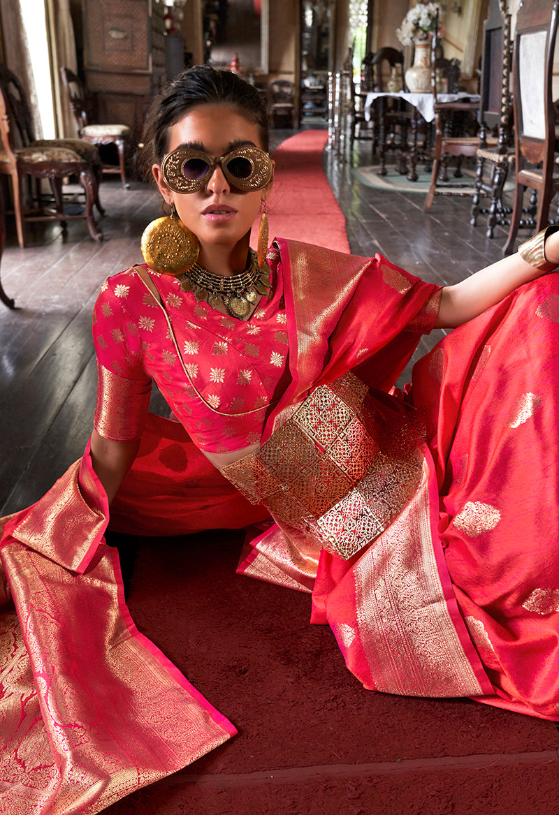 Monjolika Fashion Pink Color Two Tone Handloom Weaving Silk Traditional Saree
