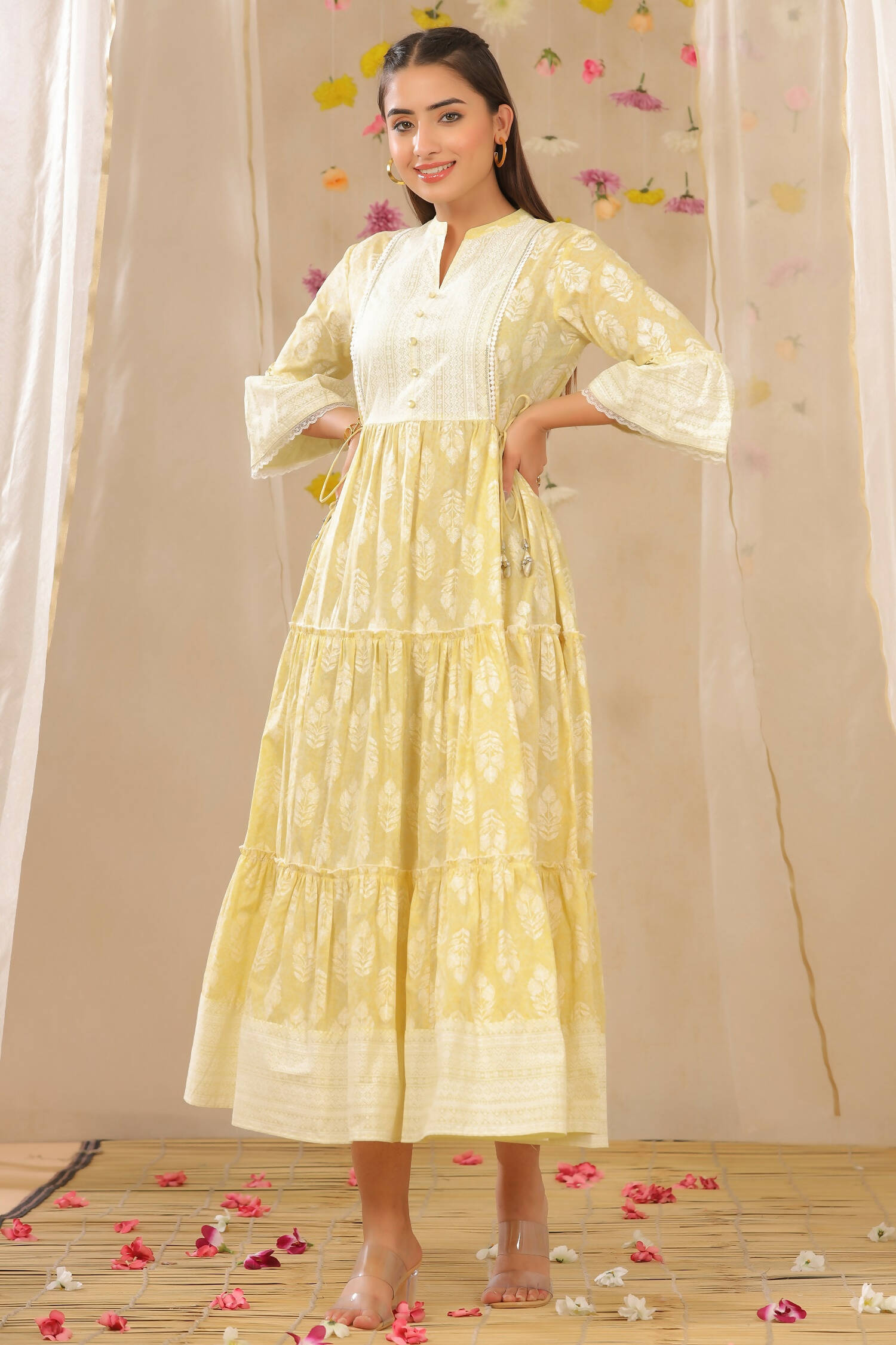 Juniper Womens Limeyellow Cambric Printed Tiered Dress With Flared Sleeve