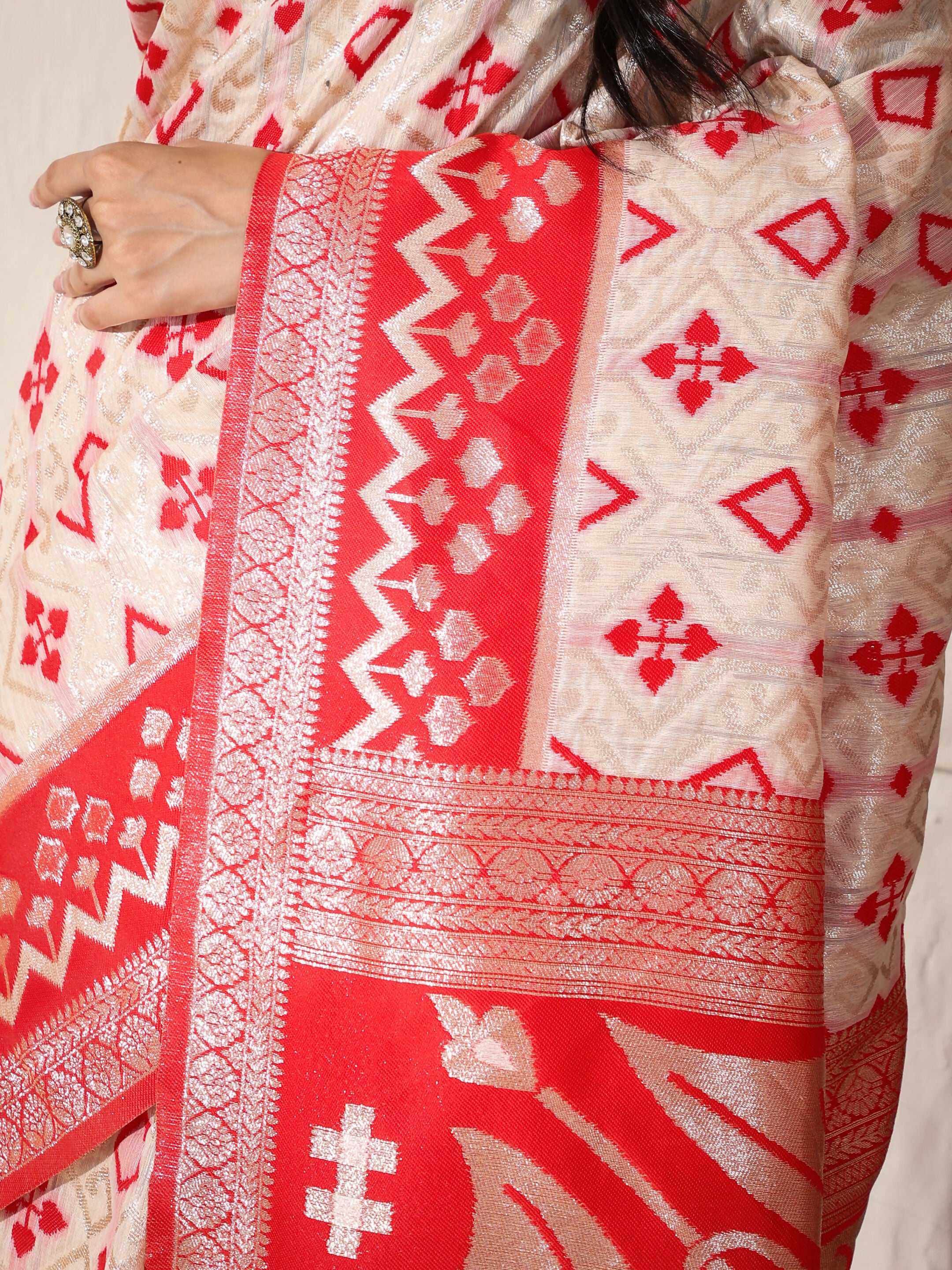 Shree Shyam Fashion Linen Cotton Red & White Saree