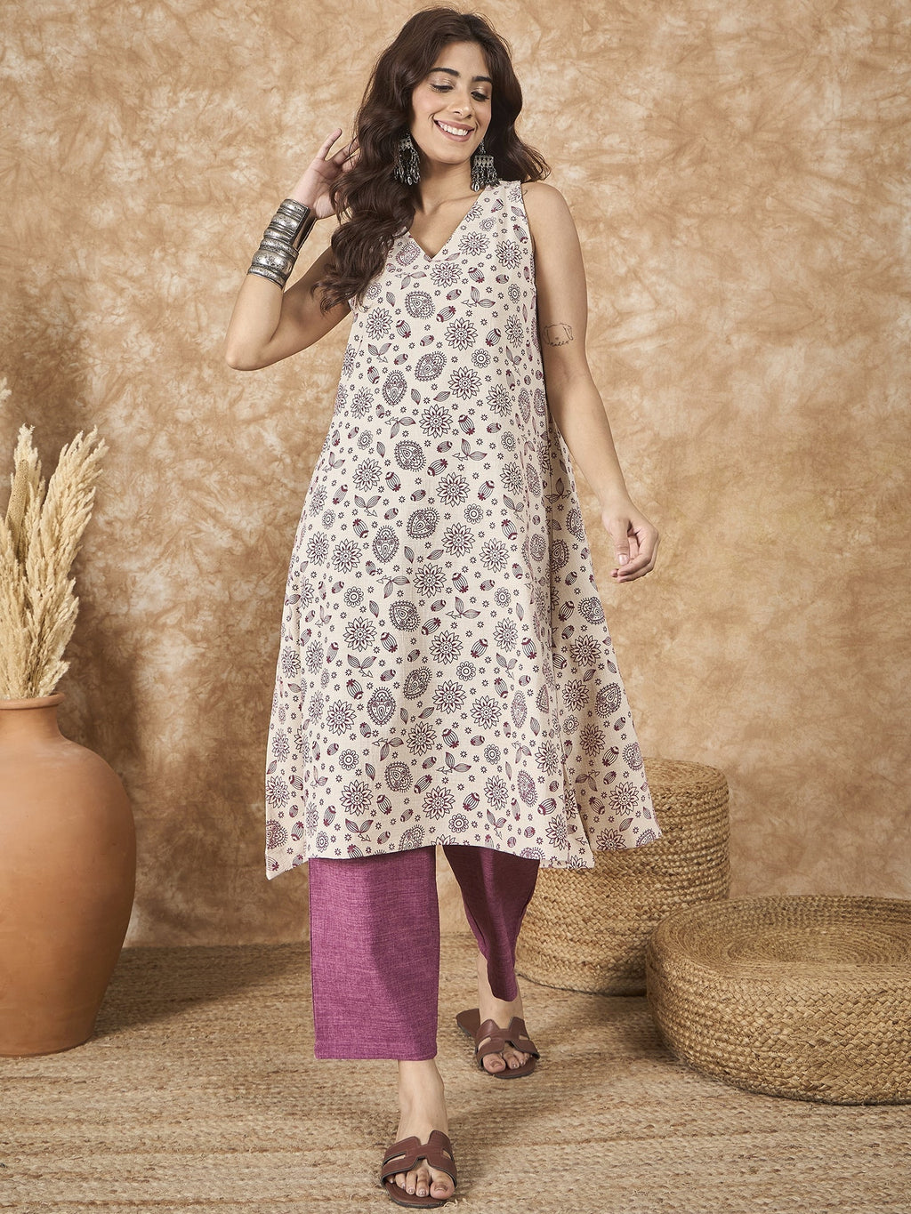 InWeave Dusty Mauve V Neck Aline Kurta Set