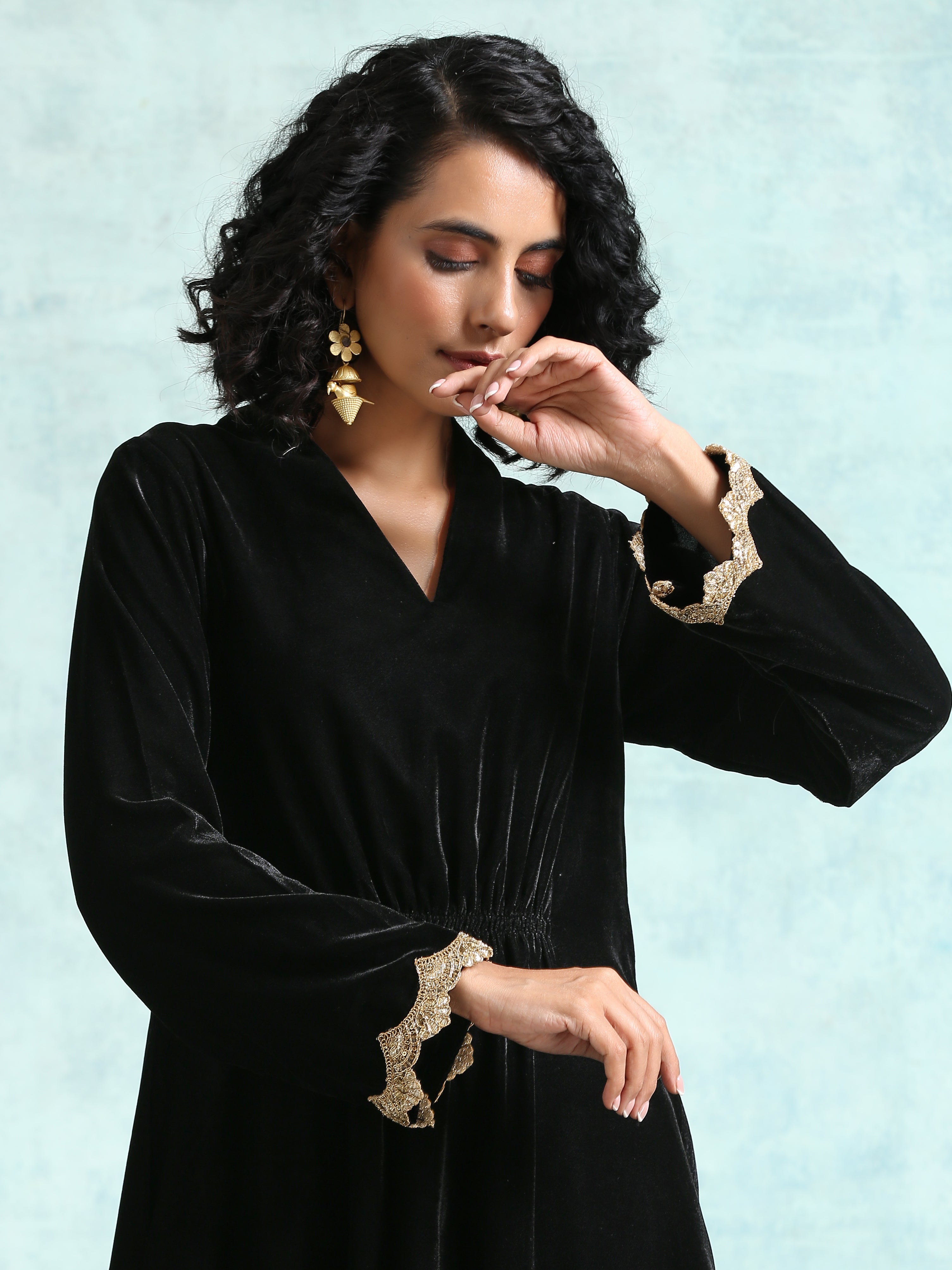 trueBrowns Black Velvet Lace Kurta