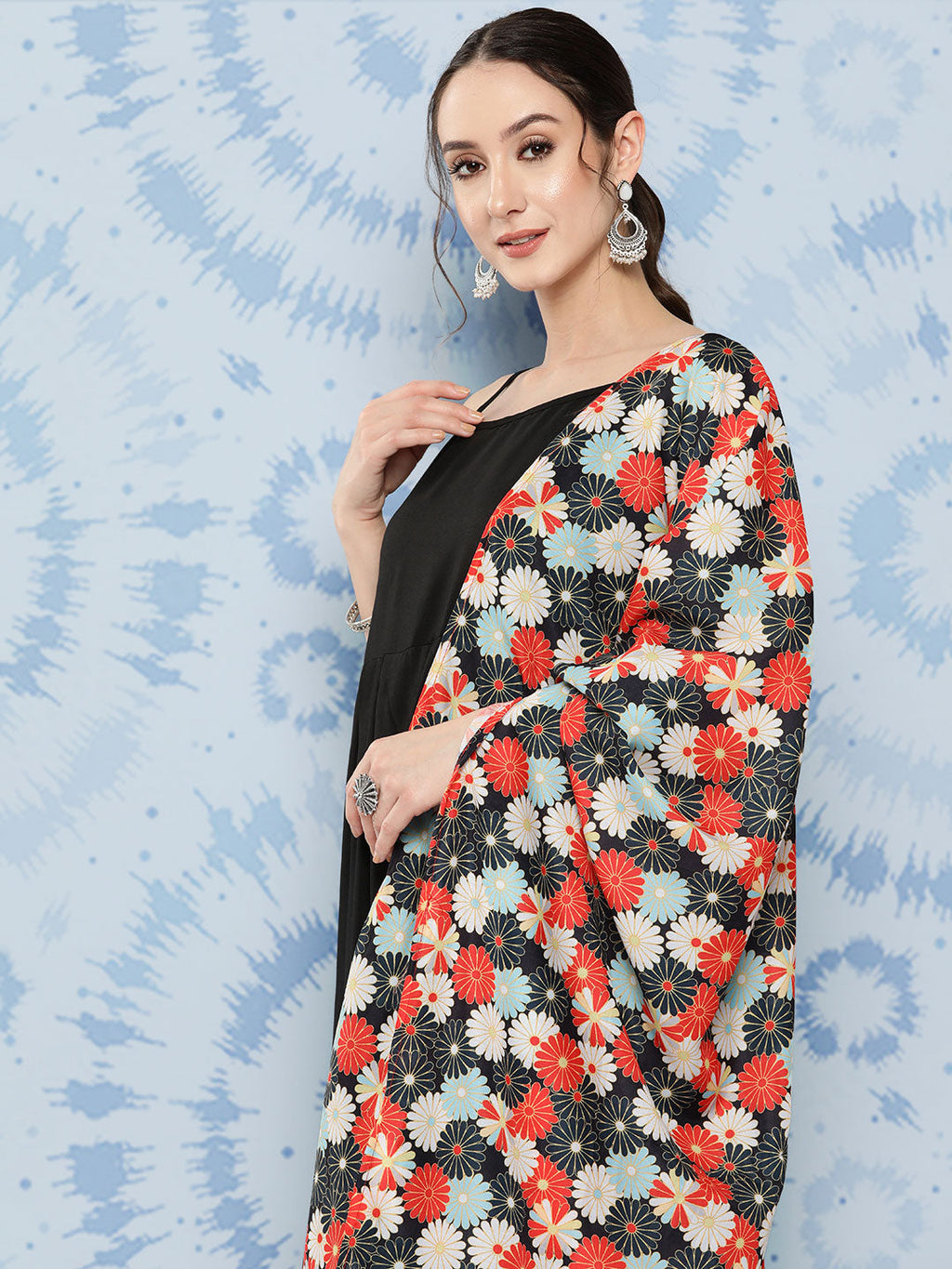 InWeave Women's Black Strappy Set With White Red Round Motif Dupatta