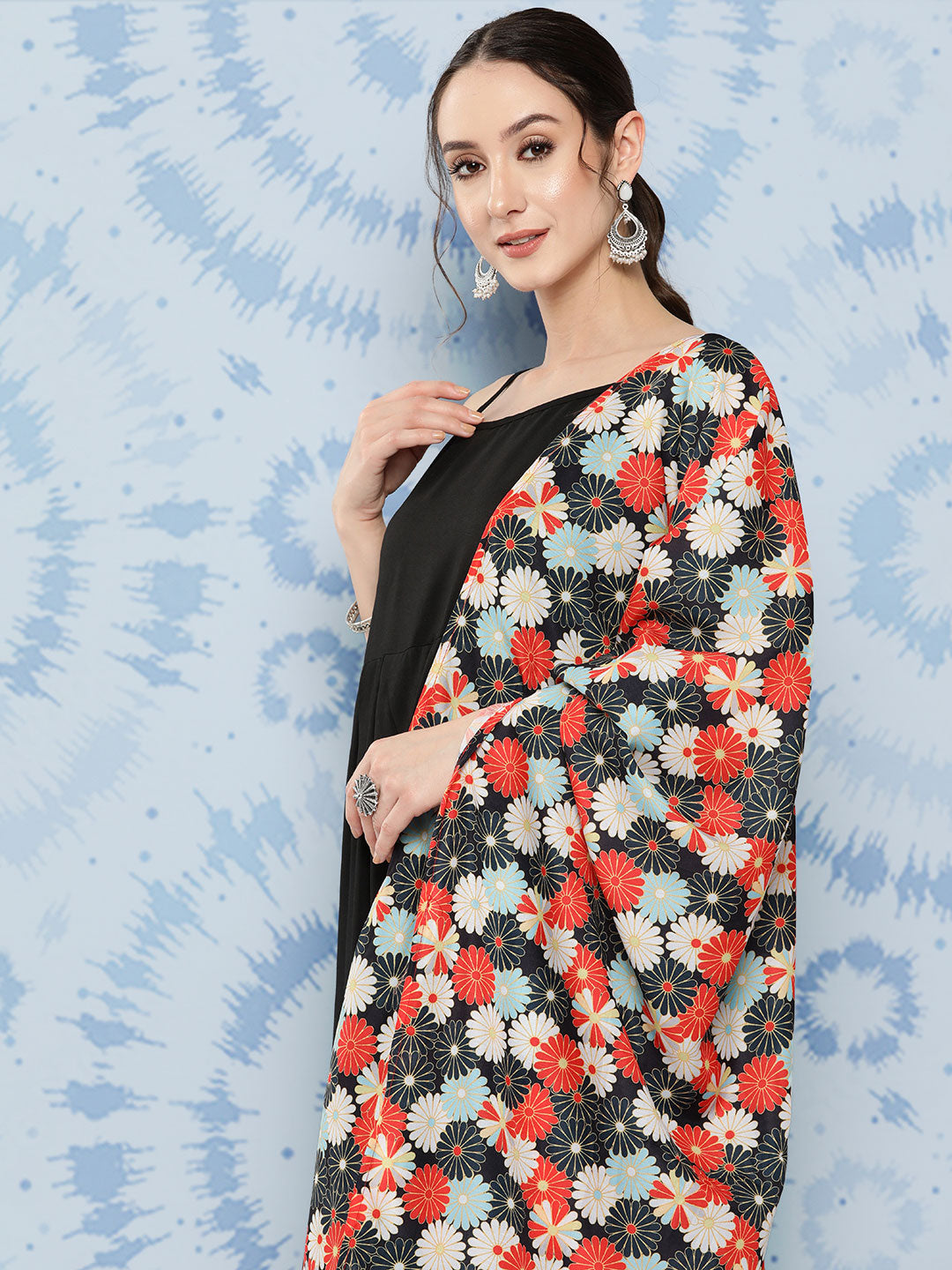 InWeave Women's Black Strappy Set With White Red Round Motif Dupatta