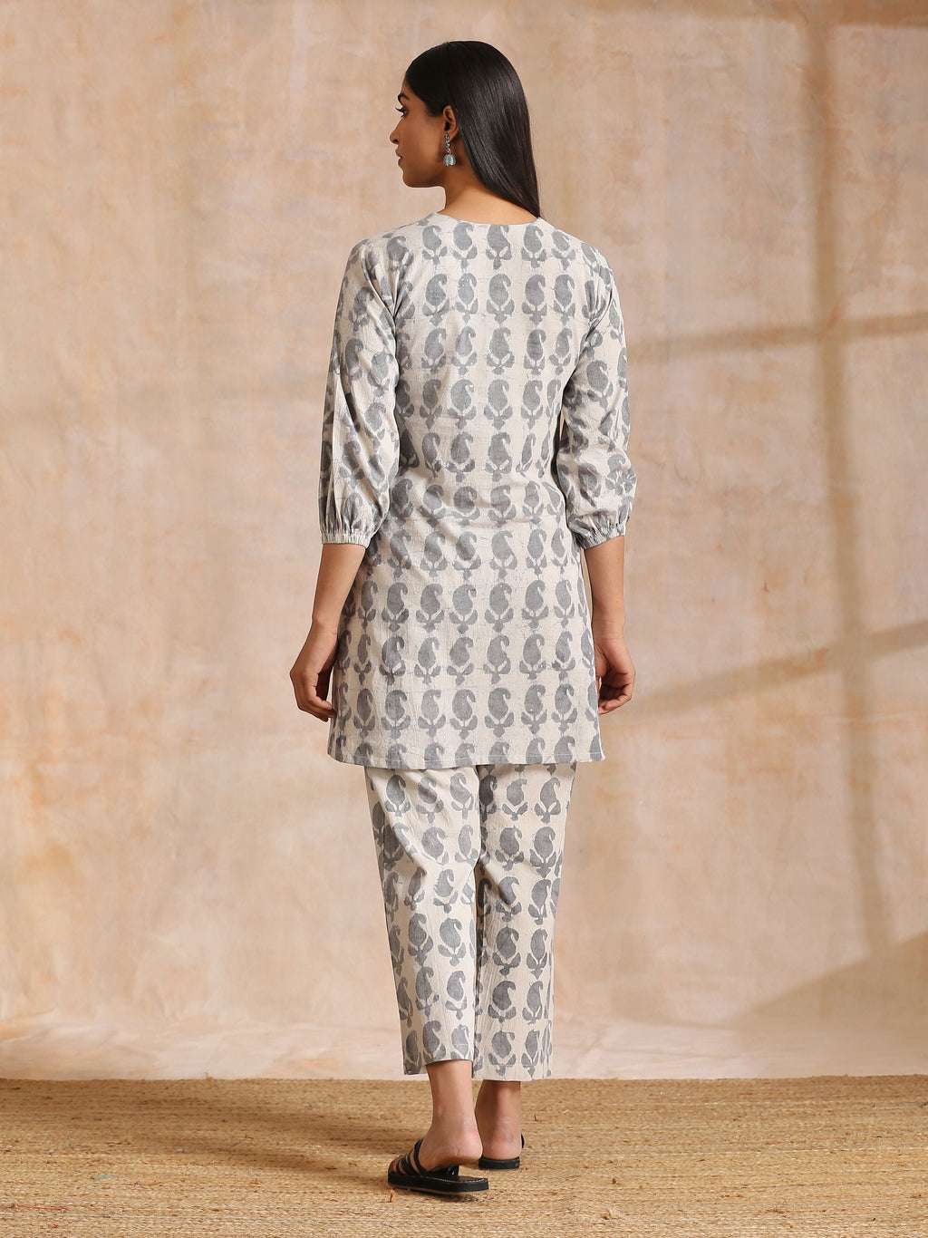 trueBrowns Grey Dabu Buta Print Cotton V-Square Neck Co-Ord Set