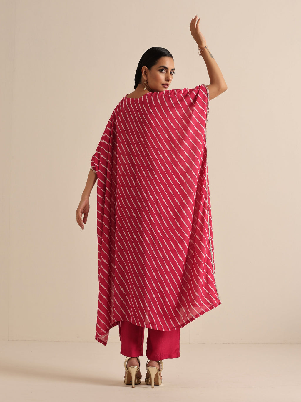 trueBrowns Pink Lehariya Printed Silk Kaftan Pant Set