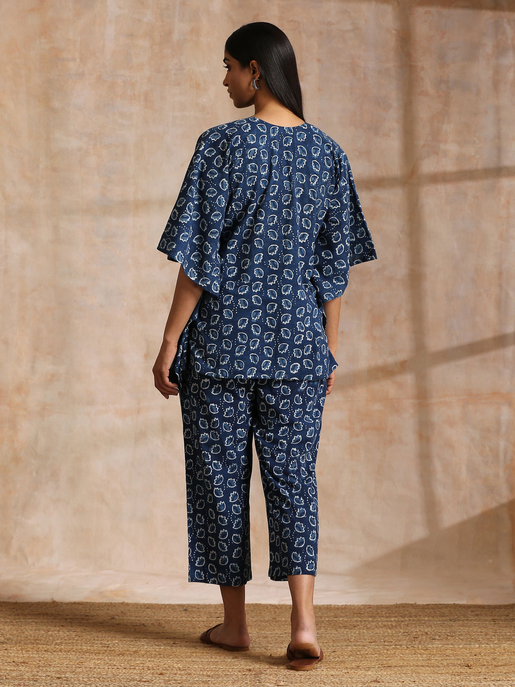 trueBrowns Indigo Dabu Floral Print Cotton Kaftan Co-Ord Set