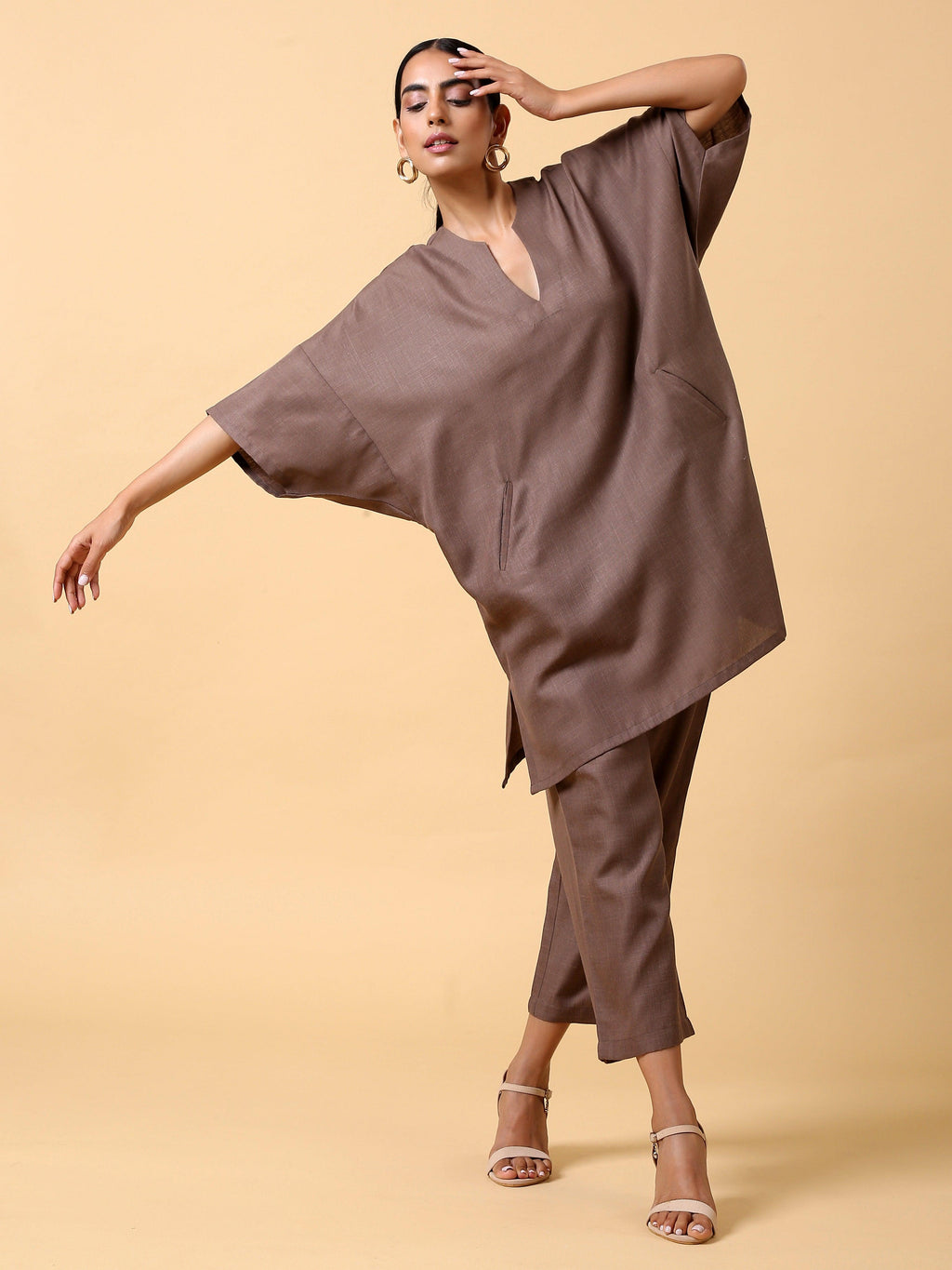 trueBrowns Cotton Linen Burnt Brown Boxy Fit Co-Ord Set