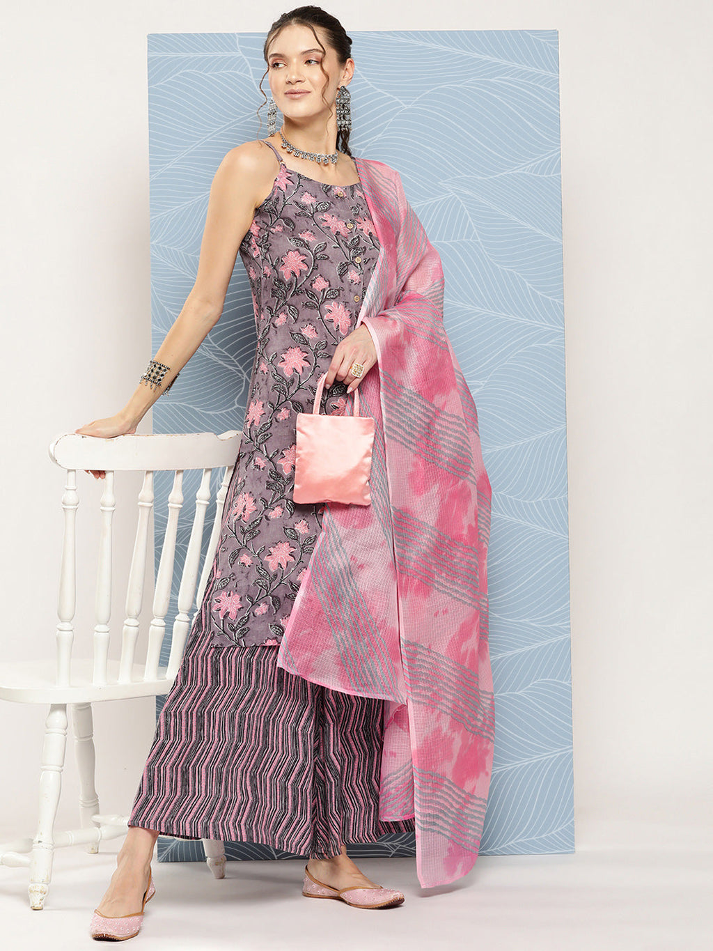 InWeave Women's Mauve Abstract Strappy Set With Dupatta