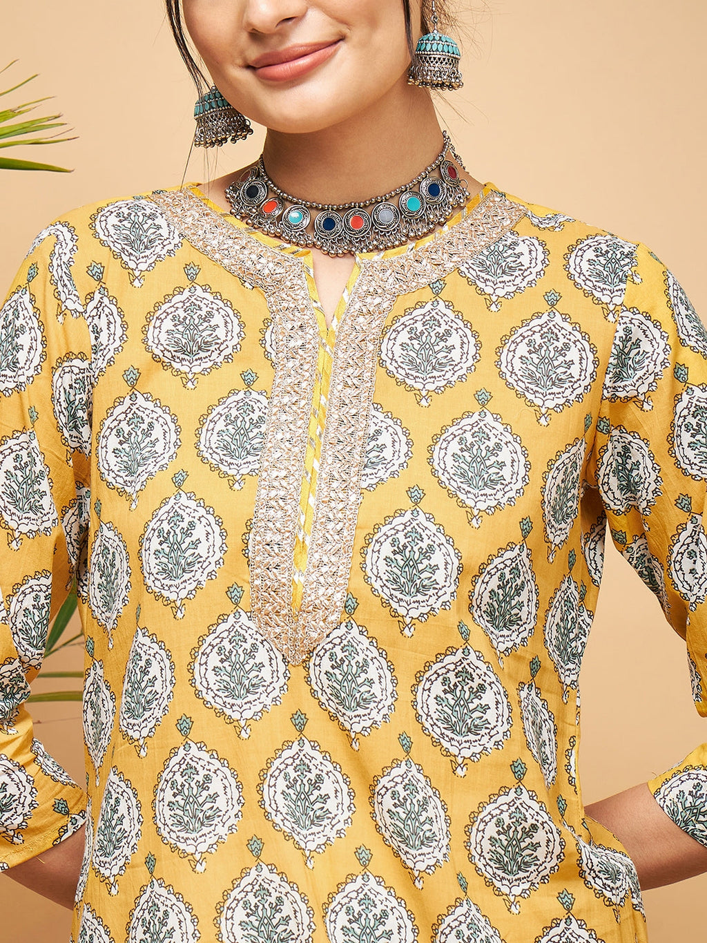 InWeave Women's Sunset Boota Print Gota Straight Kurta Pant Set