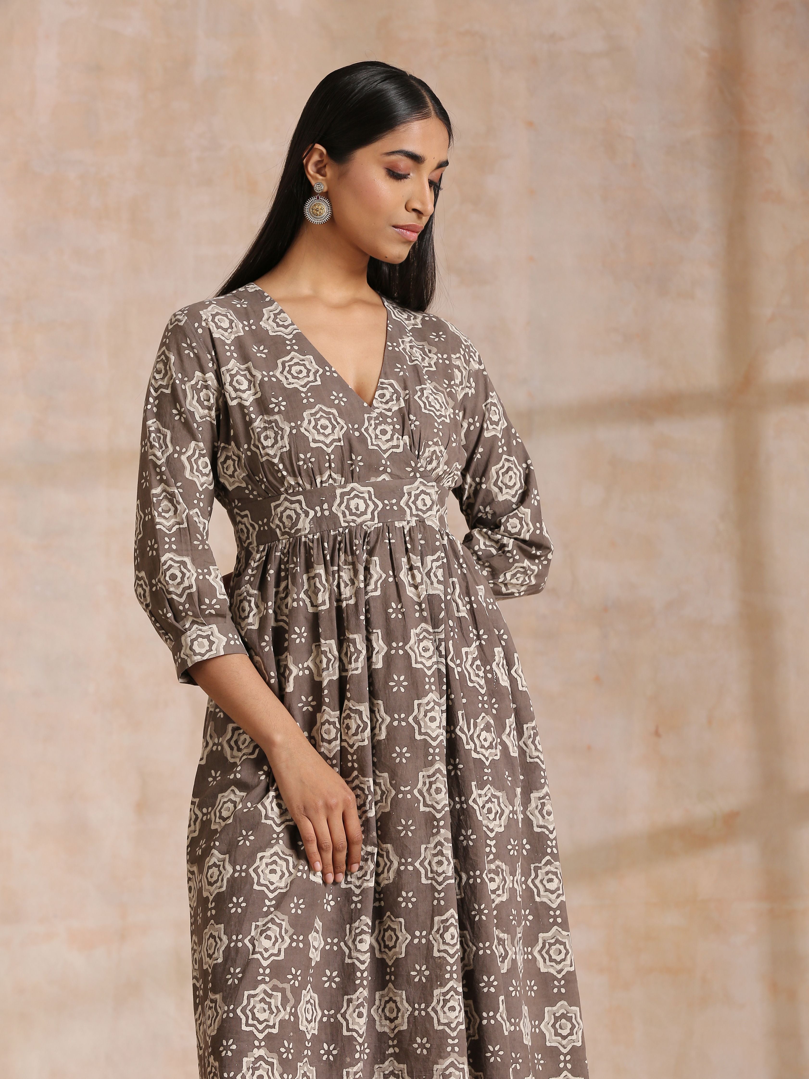 trueBrowns Clay Dabu Overall Print Cotton Wrap Dress | Relove