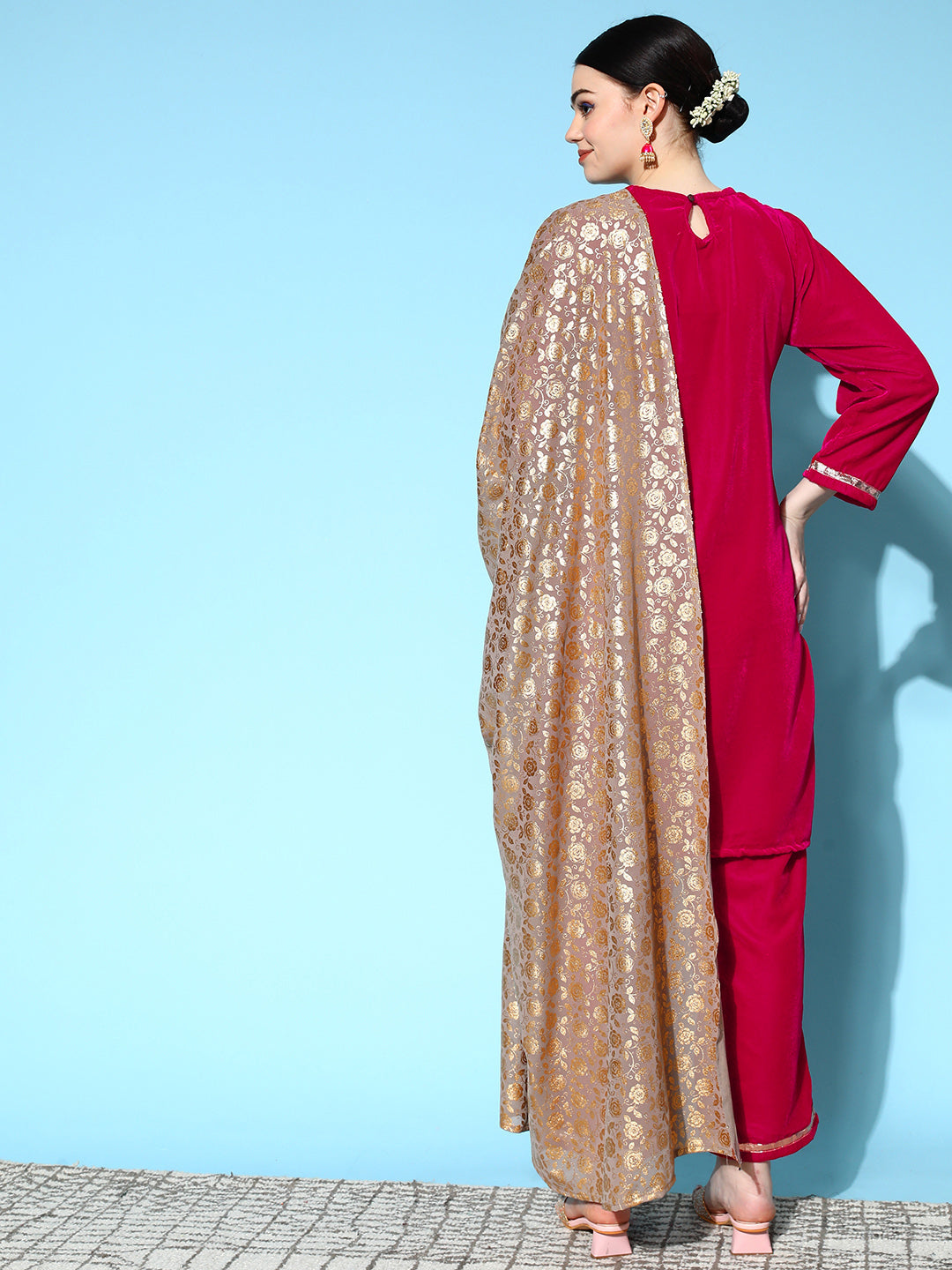 InWeave Women's Fuschia Velvet Kurta Set With Grey Gold Georgette Dupatta