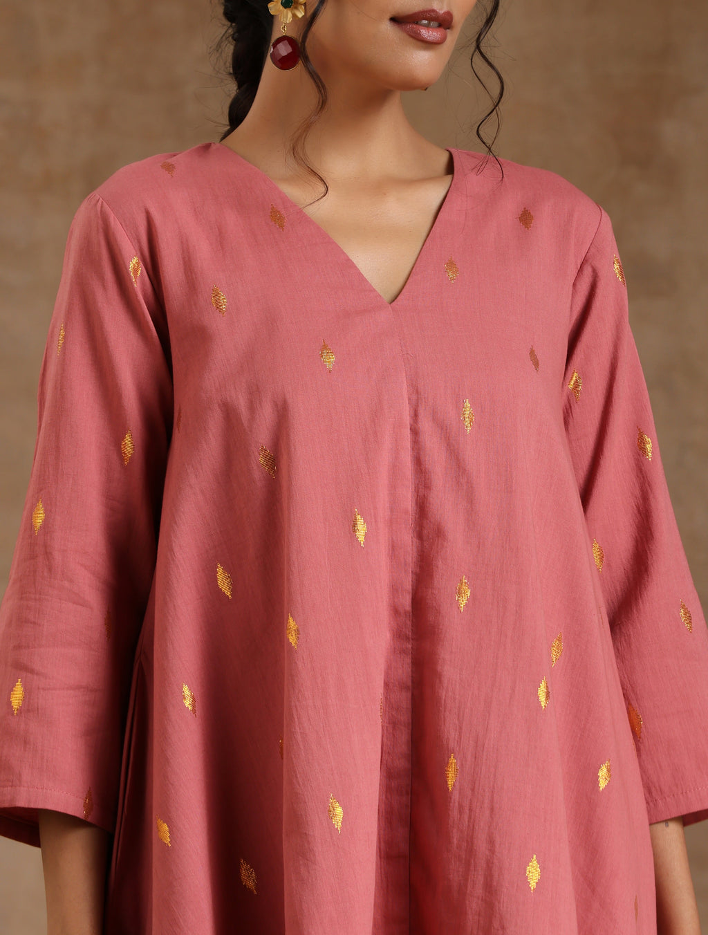 trueBrowns Blush Gold Cotton High-Low Co-Ord Set