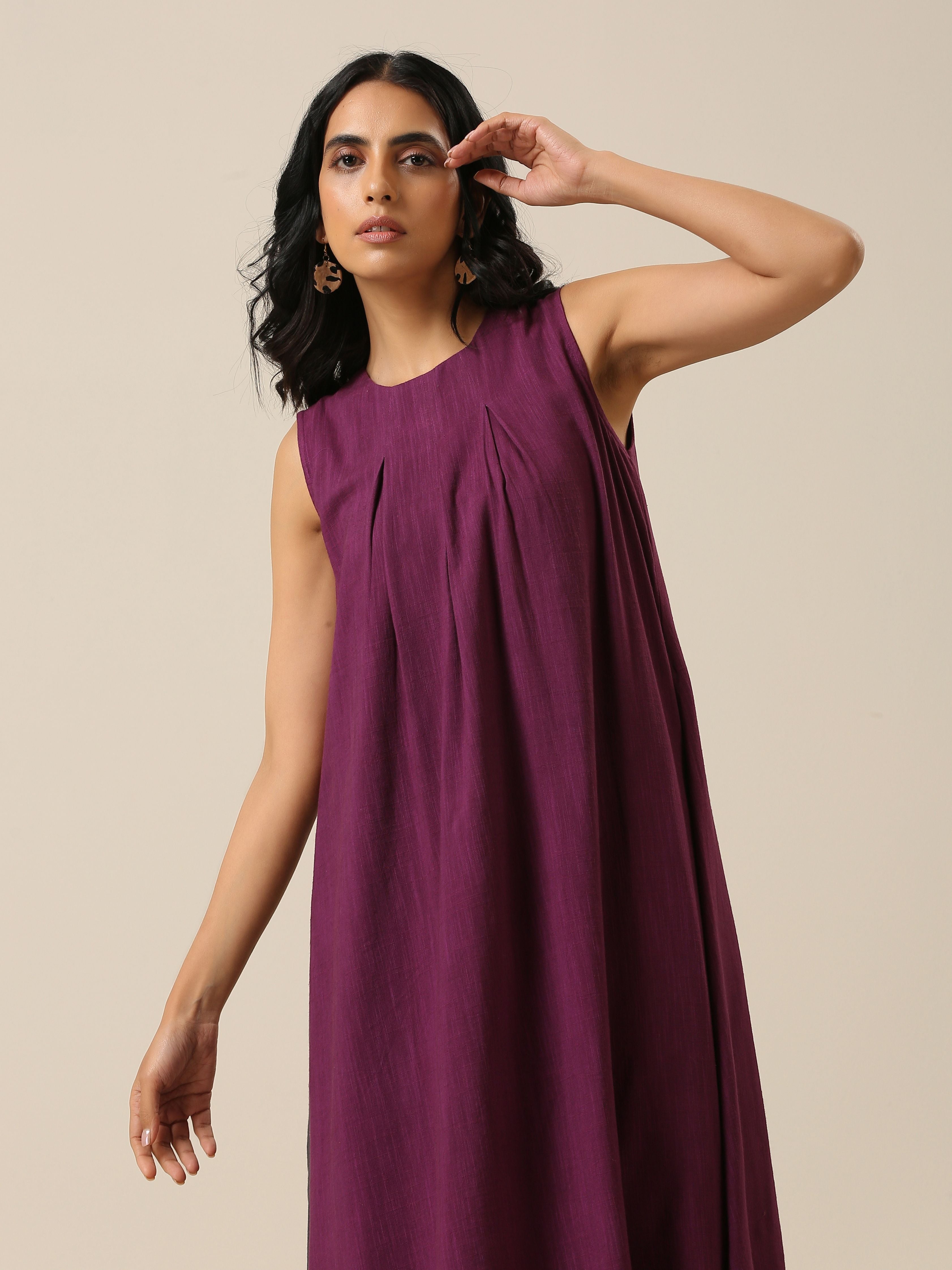 trueBrowns Plum Purple Slub Texture Sleeveless Kurta Pant Set
