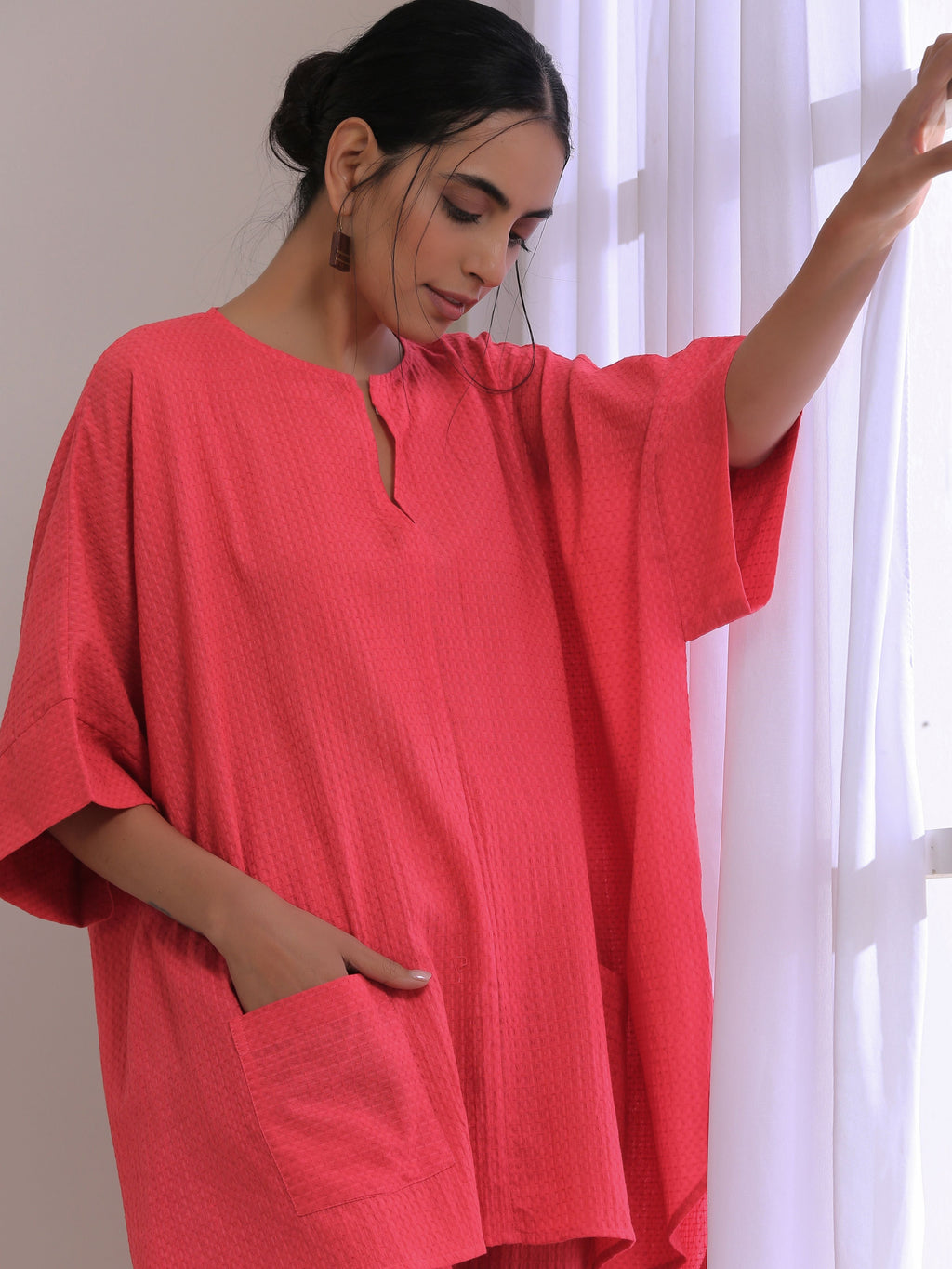 trueBrowns Bright Pink Dobby Boxy Fit High Low Co-Ord Set