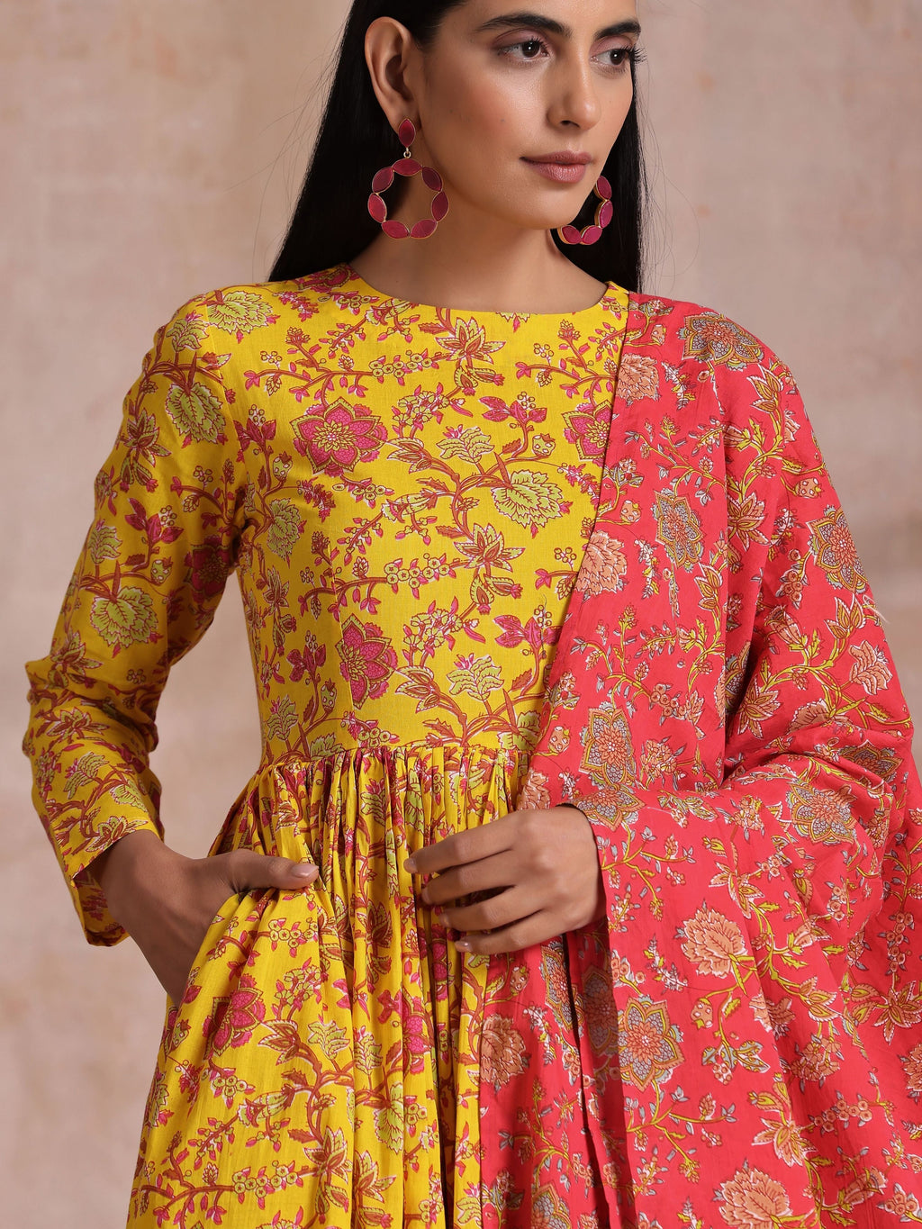 trueBrowns Sunshine Yellow Overall Floral Block Print Cotton Kurta Pant Dupatta Set