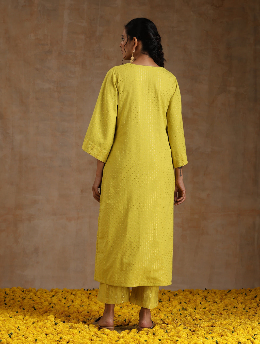 trueBrowns Lime Gold Cotton Relax High Slit Kurta Set
