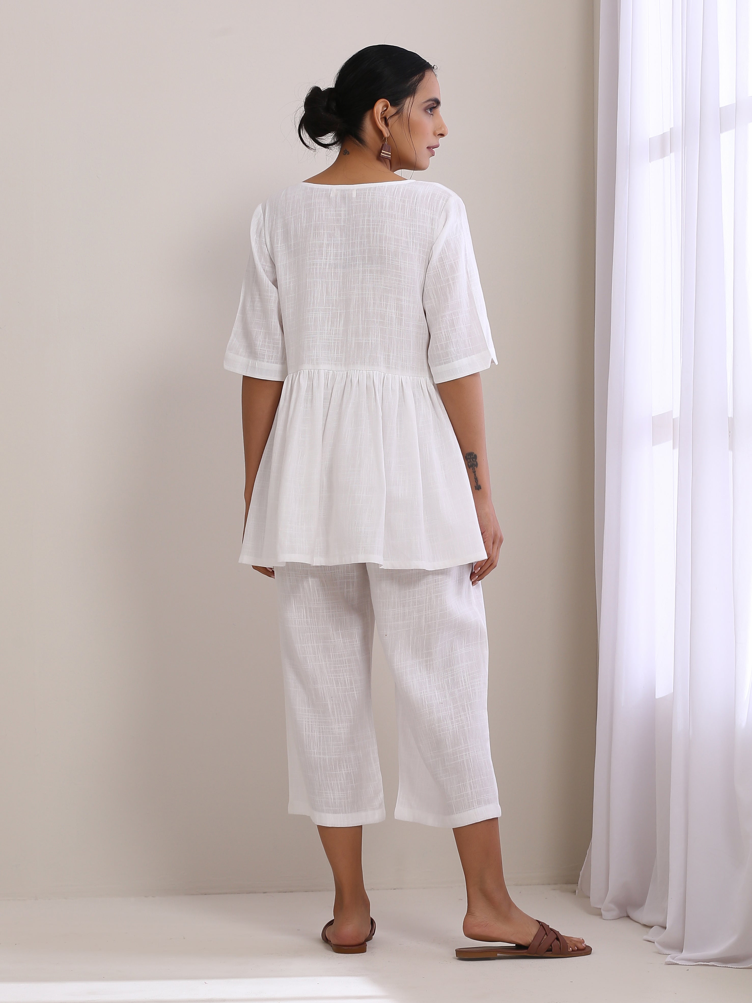trueBrowns White Slub Texture Short Angrakha Co-Ord Set