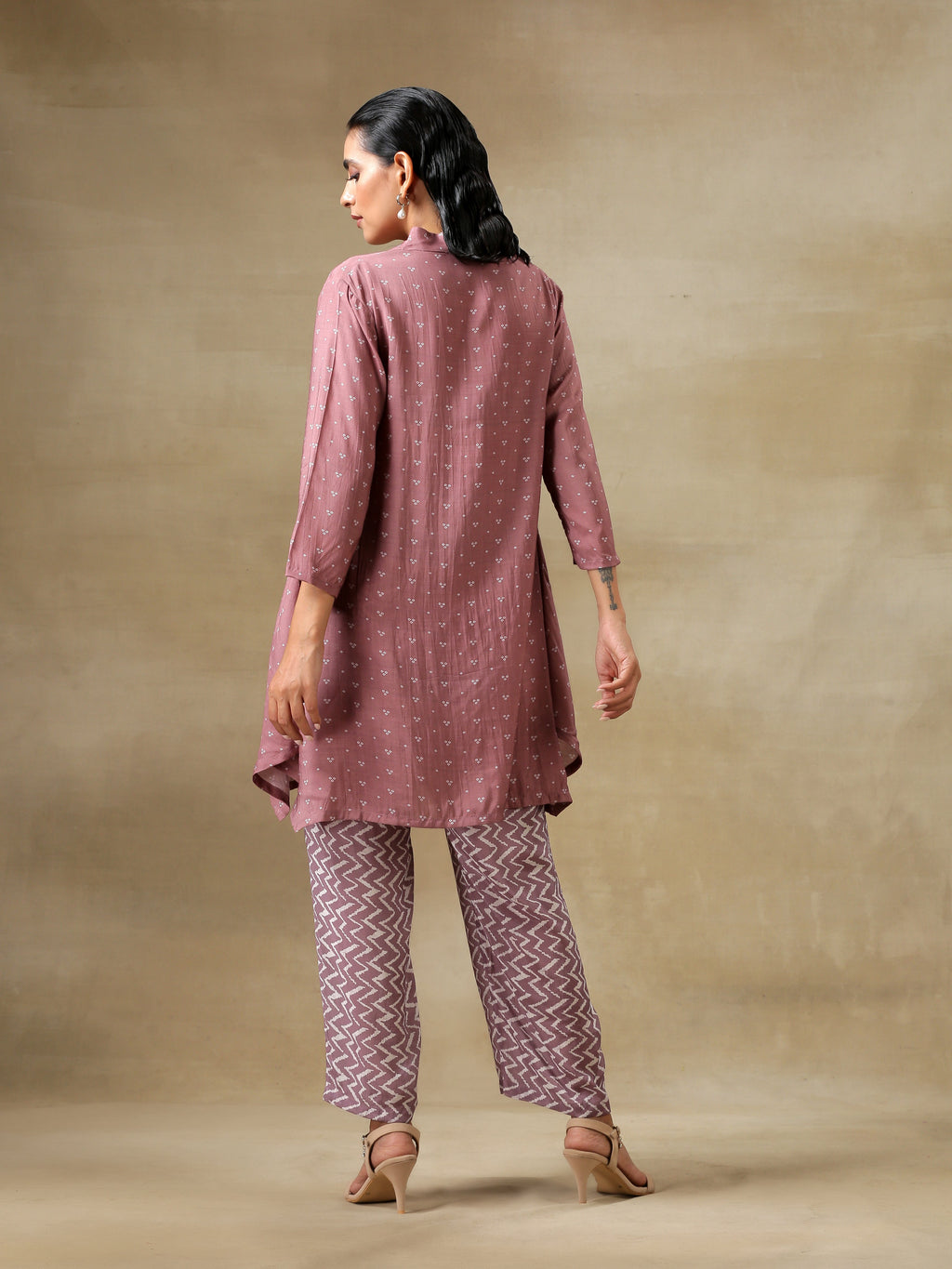 trueBrowns Dark Mauve Bandhani Printed Silk Collared Co-Ord Set