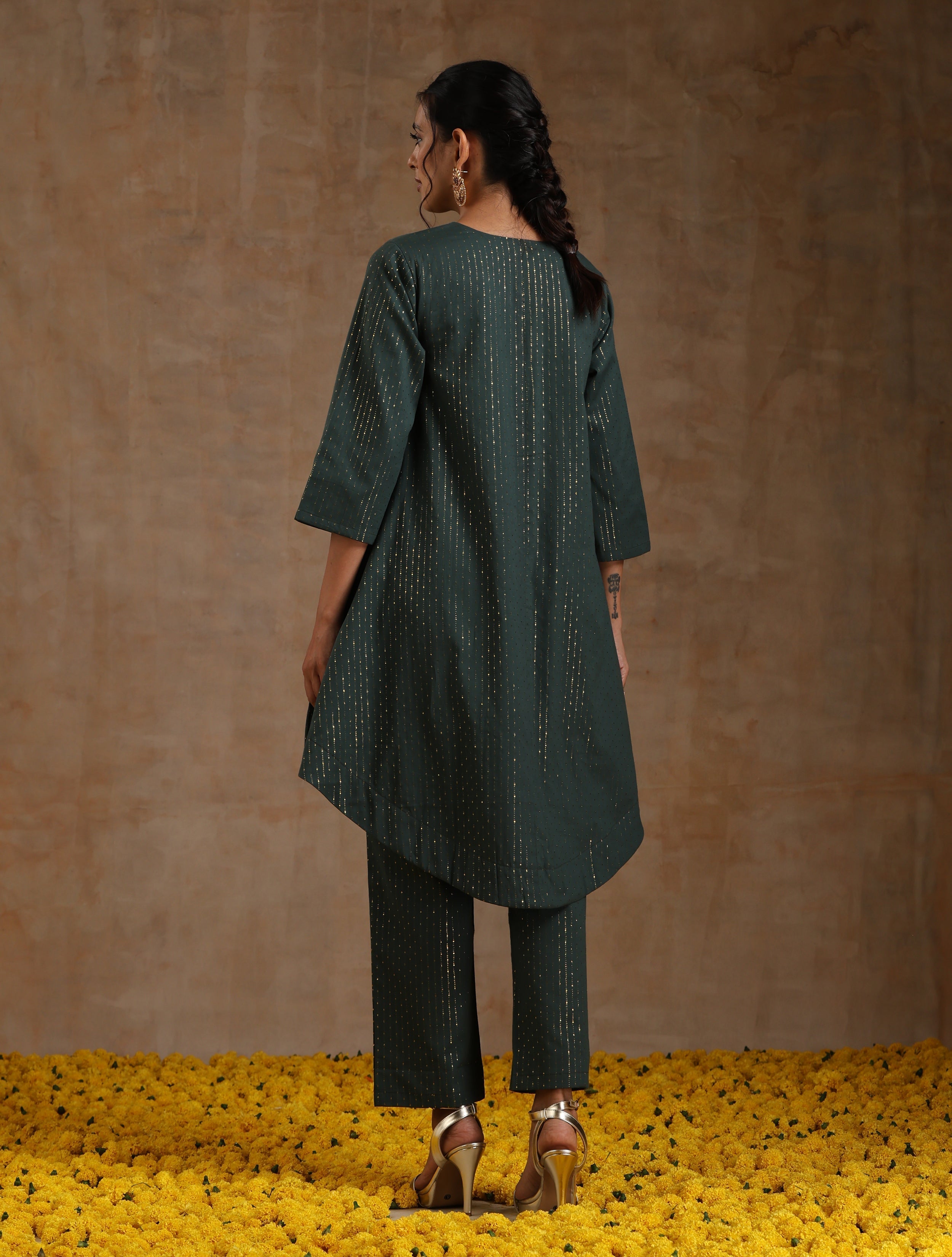 trueBrowns Dark Green Gold Cotton High-Low Co-Ord Set
