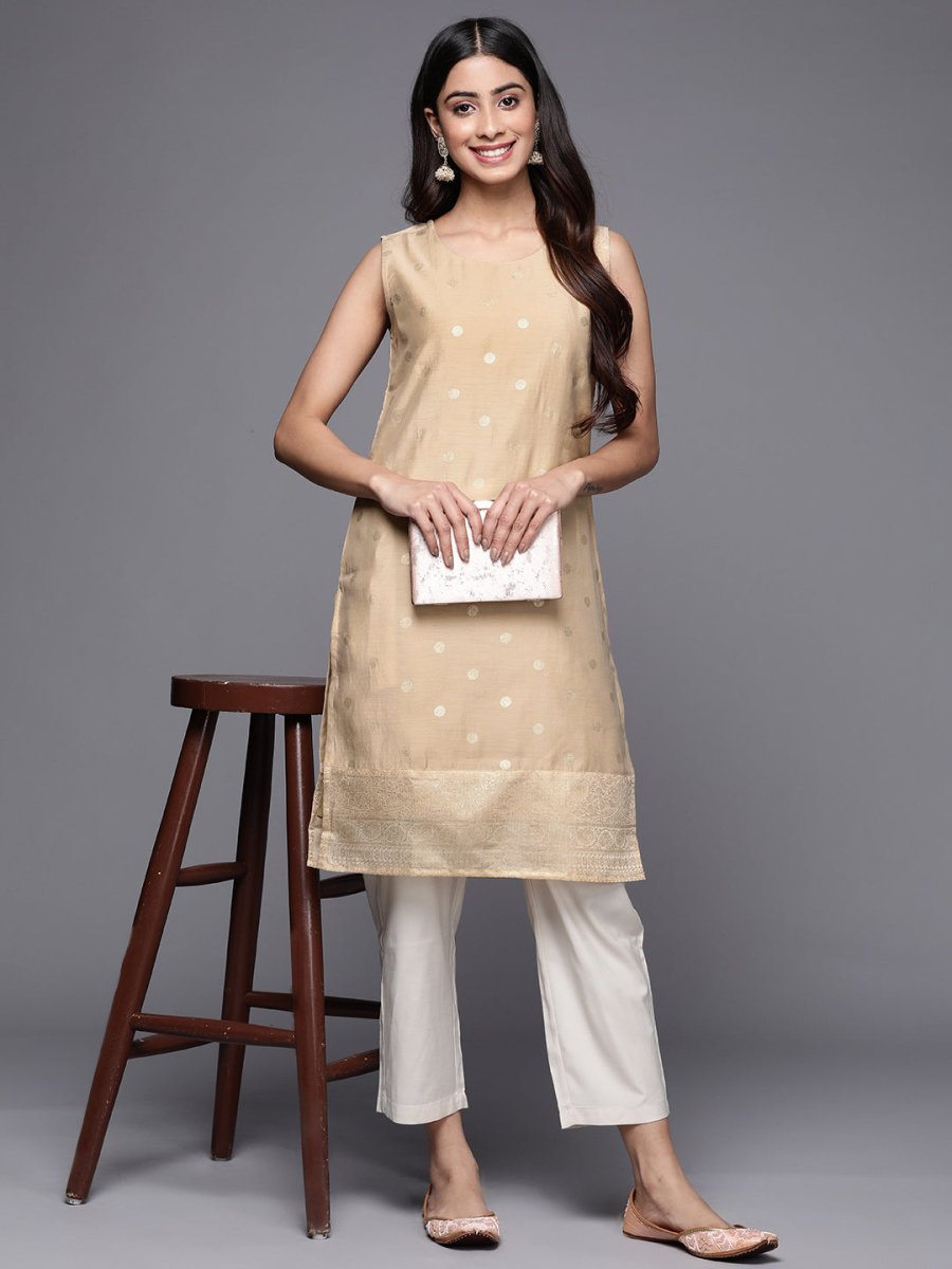Ahalyaa Women Tan & Gold-Toned Geometric Printed Kurta