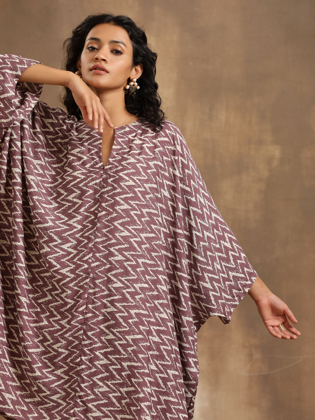 trueBrowns Dark Mauve Zig Zag Printed Silk Kaftan Co-Ord Set