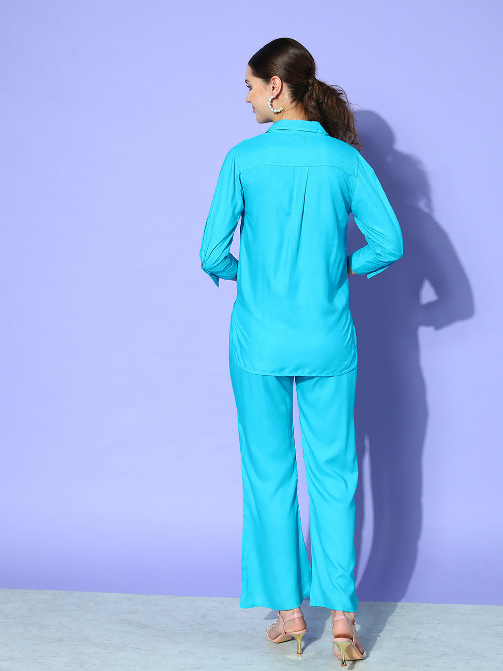 InWeave Women's Aqua Blue Coord Set With Solid Peach Crop Top