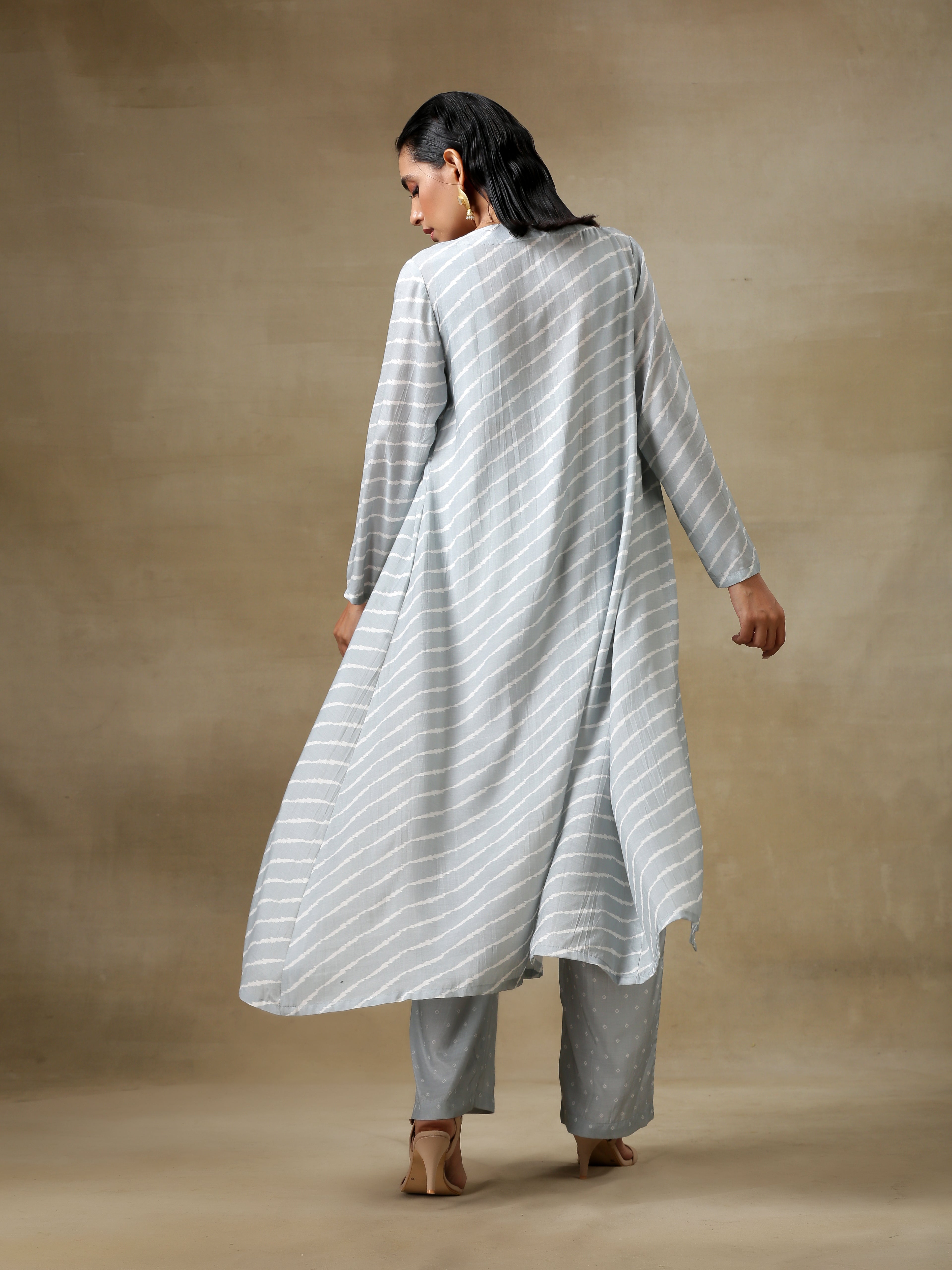trueBrowns Grey Bandhani Printed Silk Overlay Jacket Blouse Pant Set