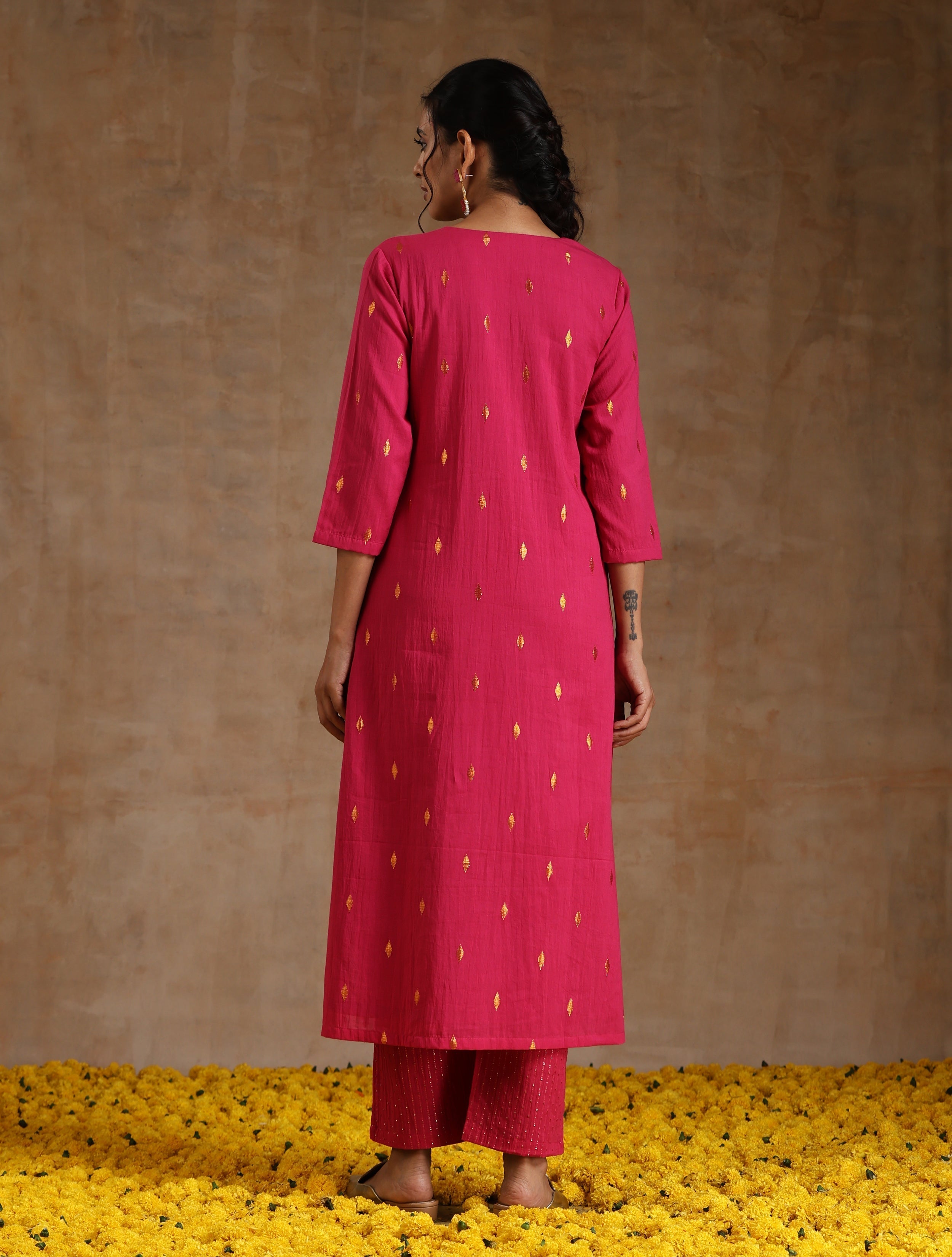 trueBrowns Pink Gold Cotton Yoke Kurta Set