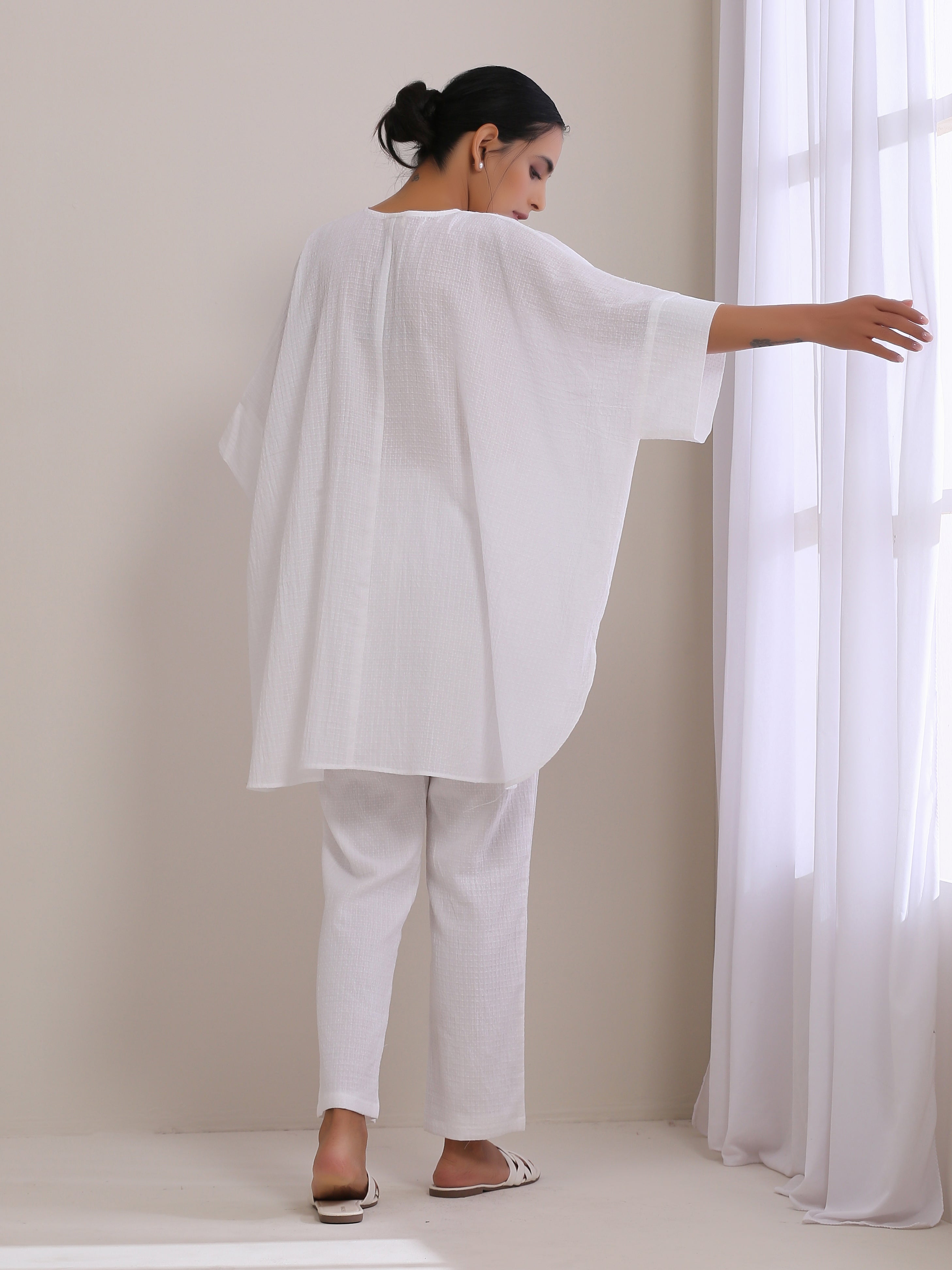 trueBrowns White Dobby Boxy Fit High Low Co-Ord Set