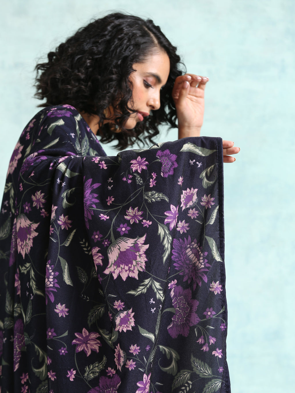 trueBrowns Black Printed Velvet Shawl