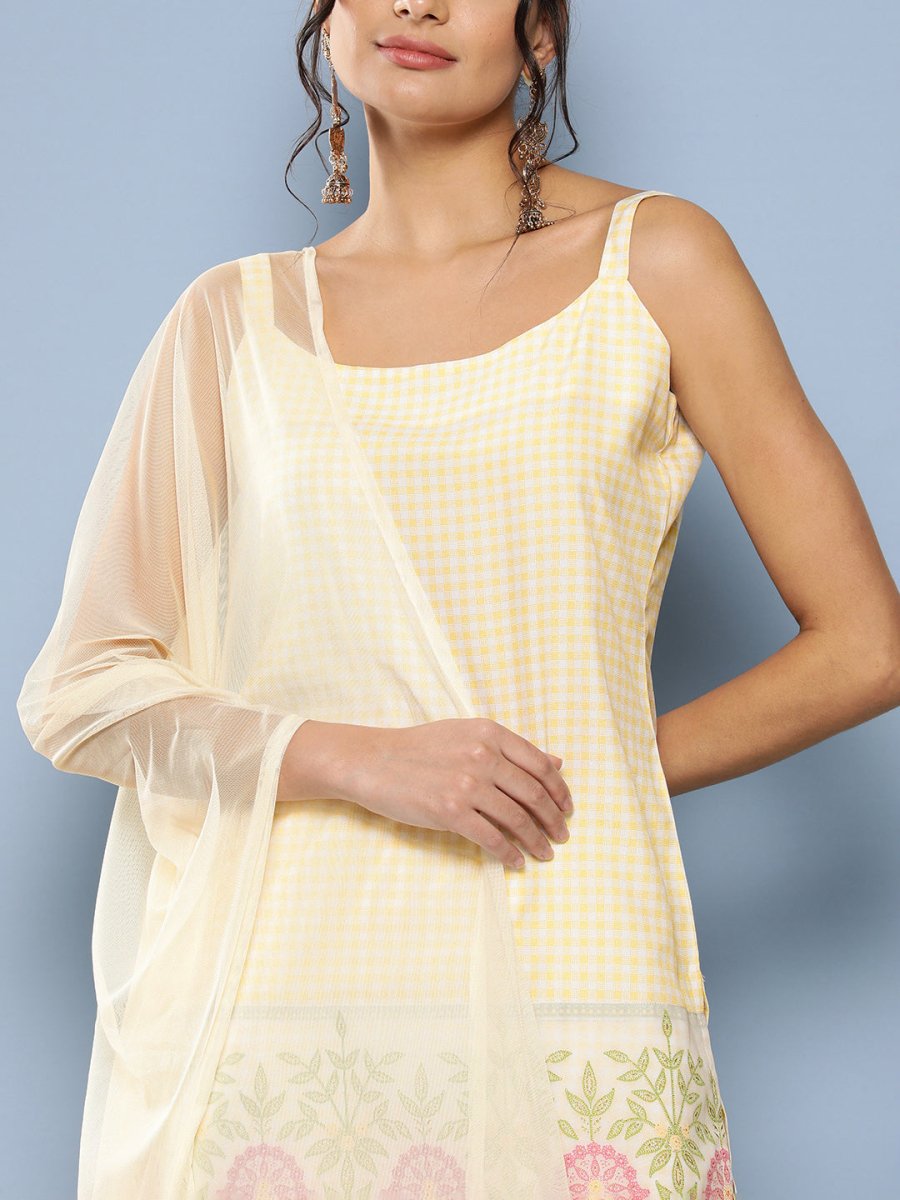 Ahalyaa Women Yellow Kurta with Sharara & With Dupatta