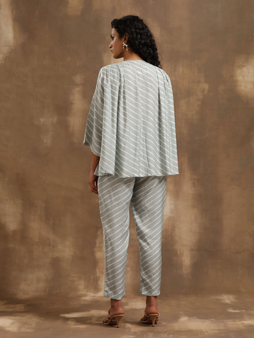 trueBrowns Grey Lehariya Printed Silk Co-Ord Set