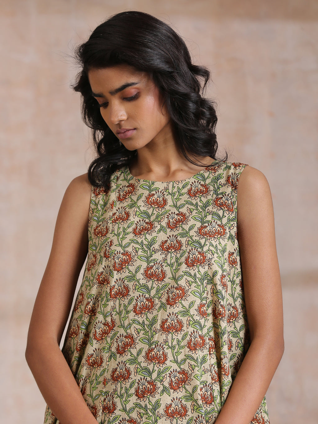 trueBrowns Beige Overall Brown Floral Block Print Cotton High-Low Co-Ord Set