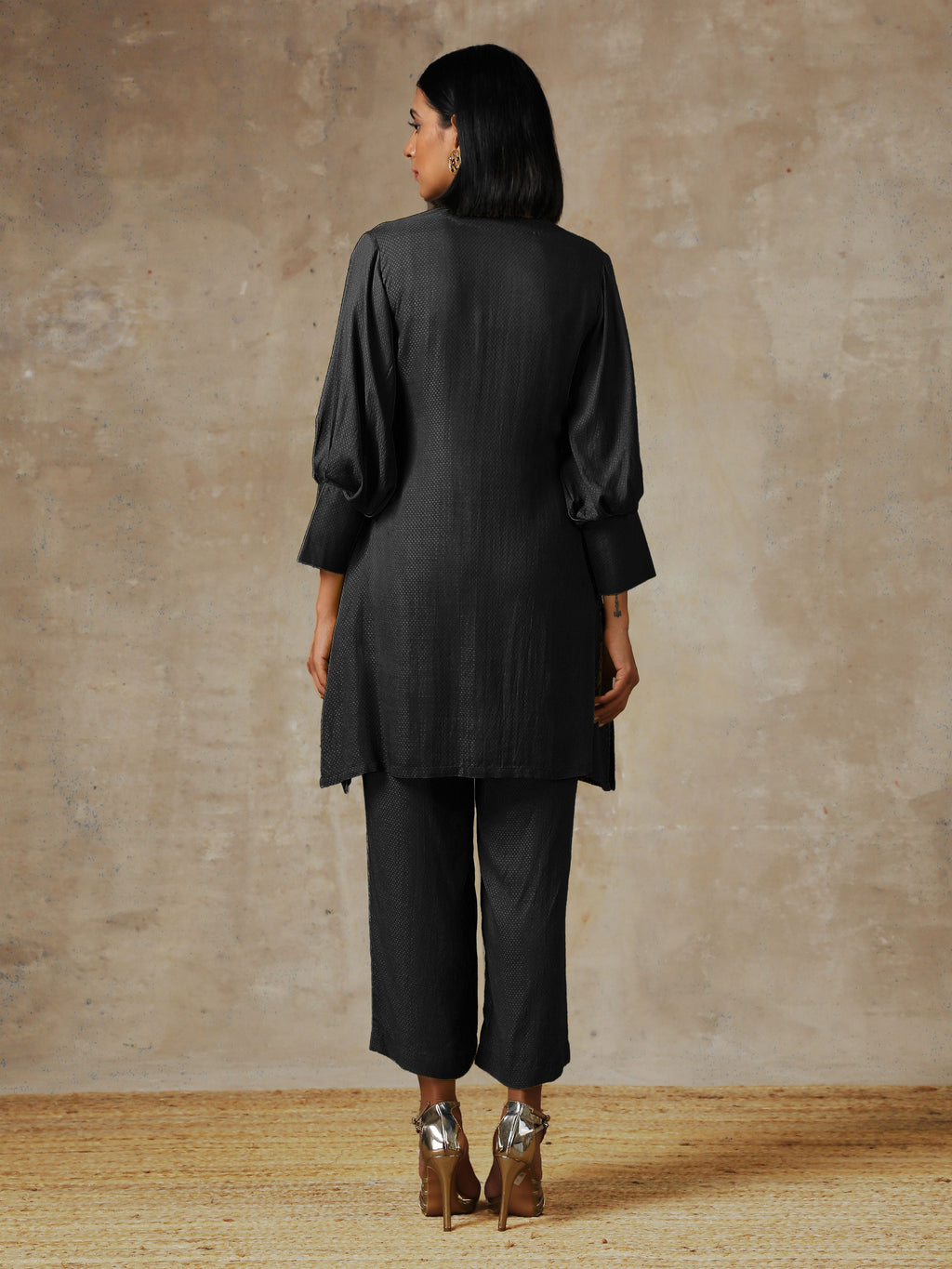 trueBrowns Black Solid Textured Co-Ord Set