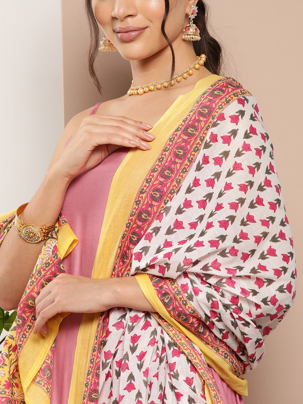 InWeave Women's Light Pink Ray Strappy Kurta Set With Printed Cotton Dupatta