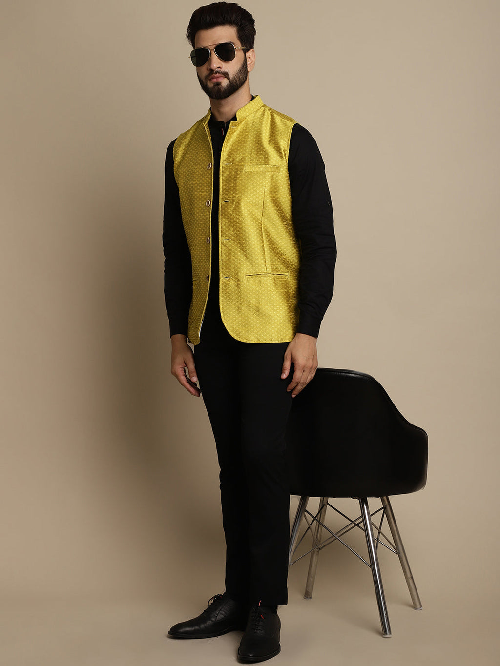Even Apparels Men's Yellow Mandarin Collar Waistcoat