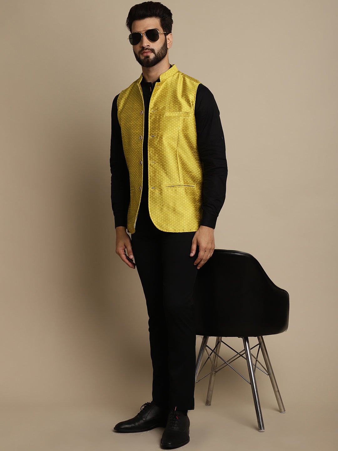 Even Apparels Men's Yellow Mandarin Collar Waistcoat
