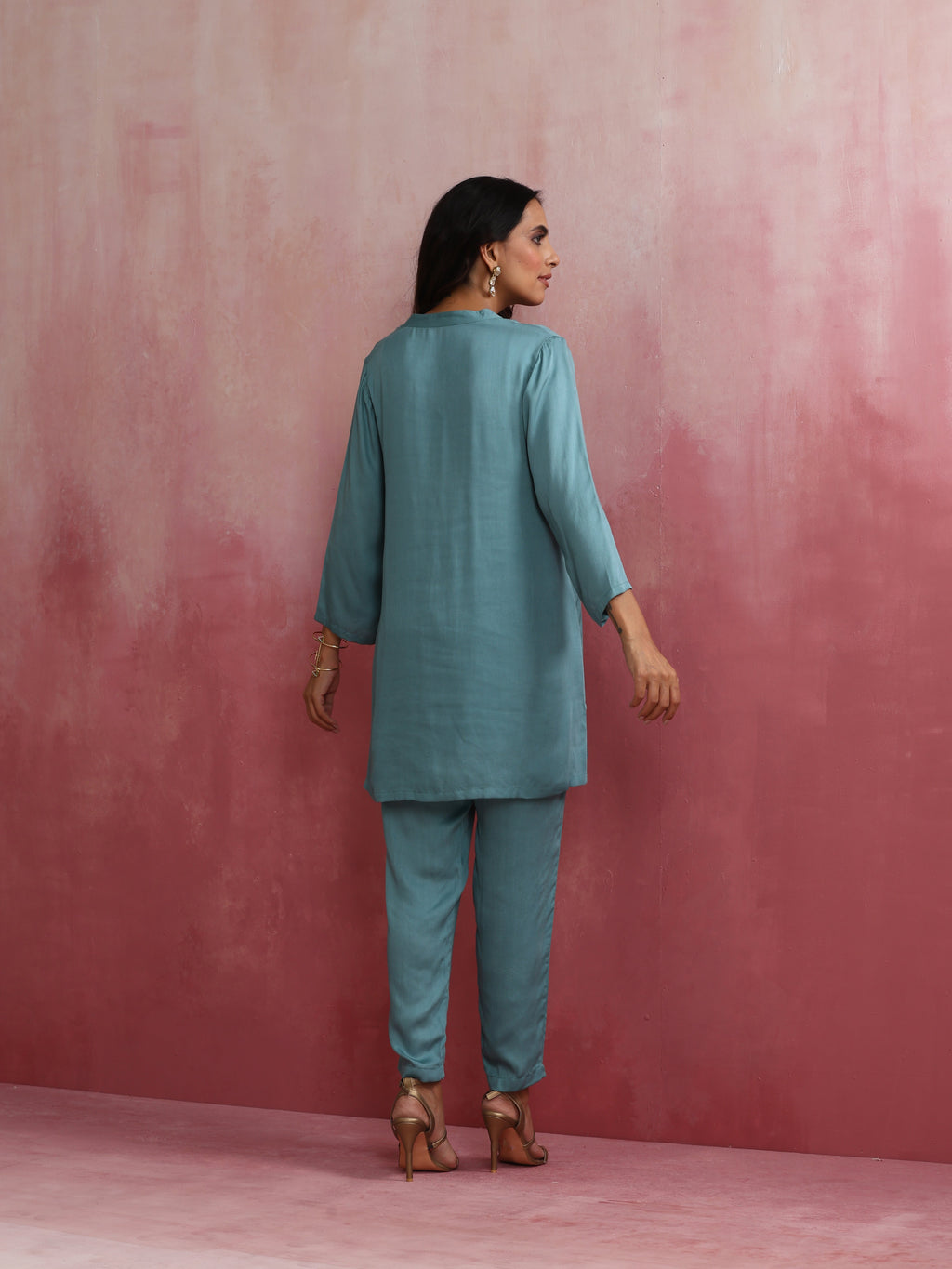 trueBrowns Light Blue Modal Straight Kurta Co-ord Set