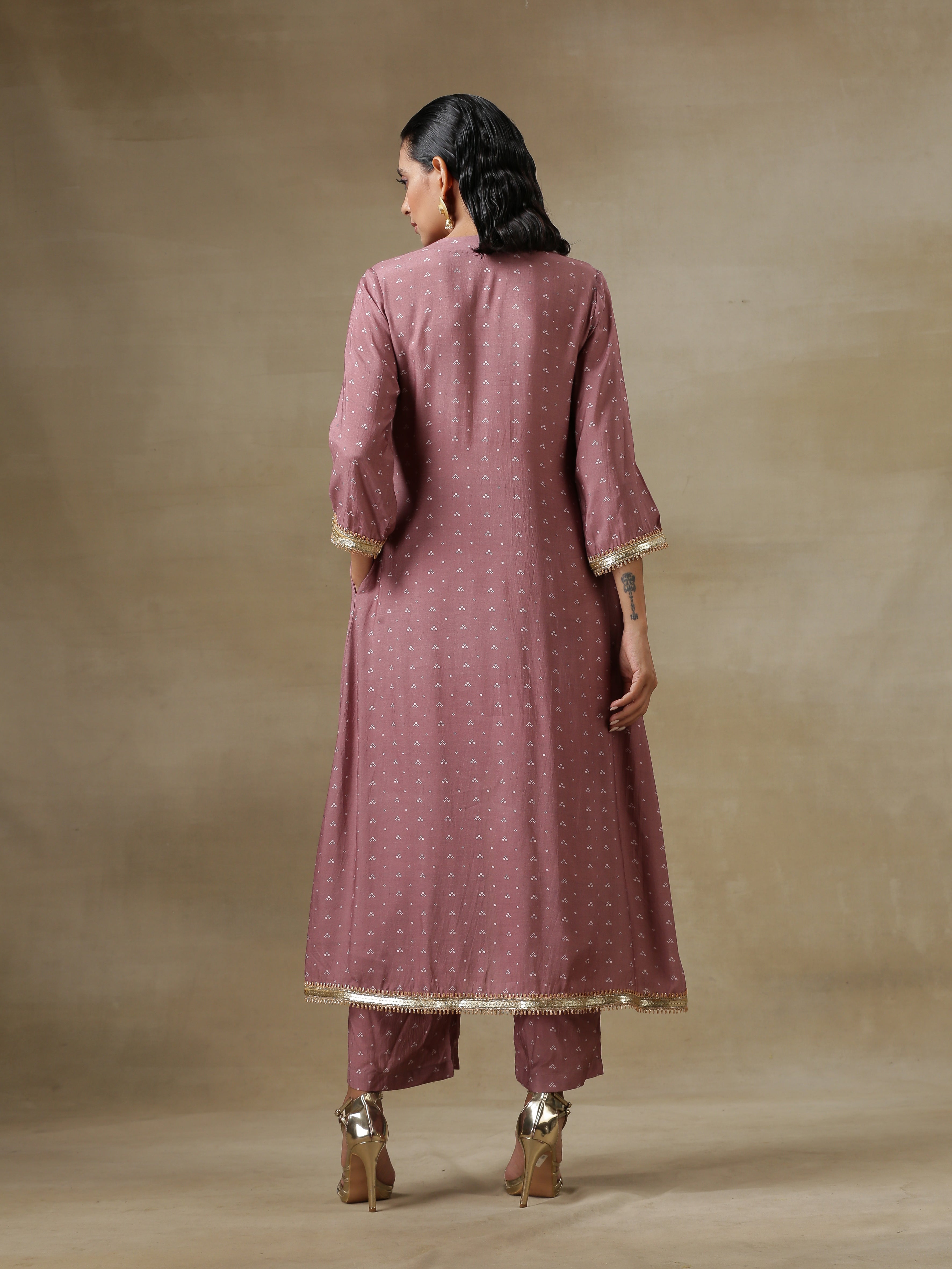trueBrowns Dark Mauve Bandhani Printed Silk Front Slit Kurta Pant Set