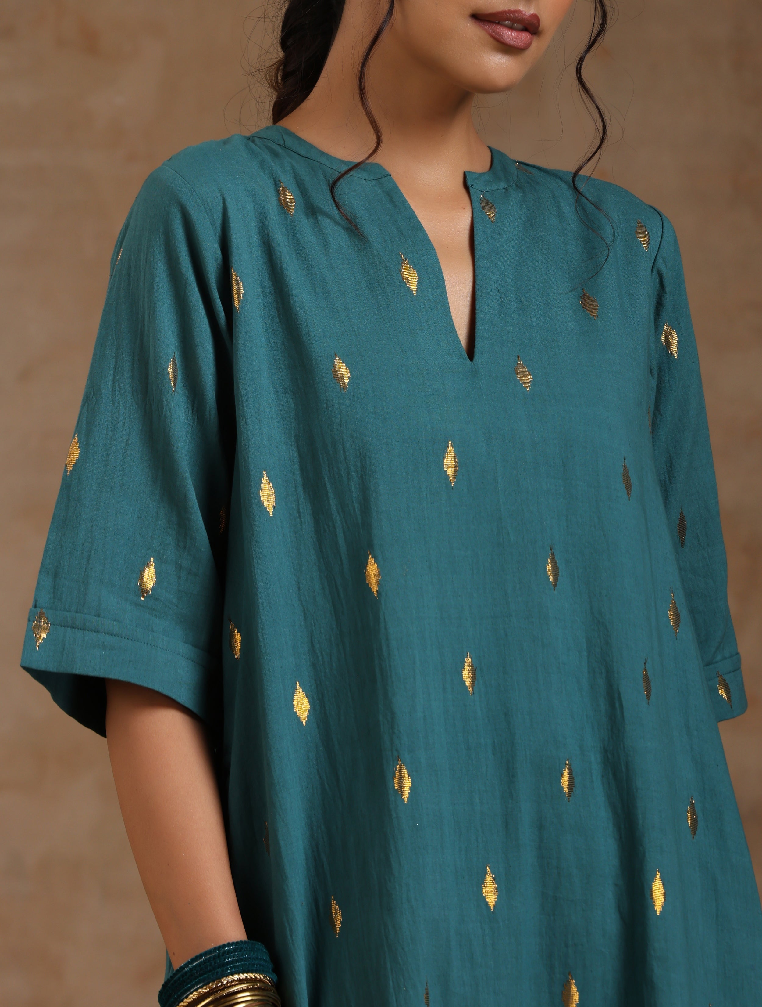 trueBrowns Deep Sea Gold Cotton Relaxed High-Low Kurta Set