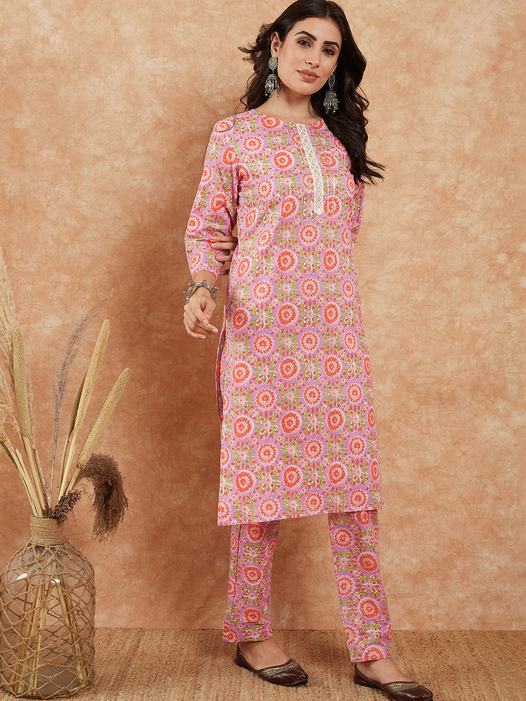 InWeave Women's Mauve Floral Jaal Gota Work Straight Kurta Pant Set