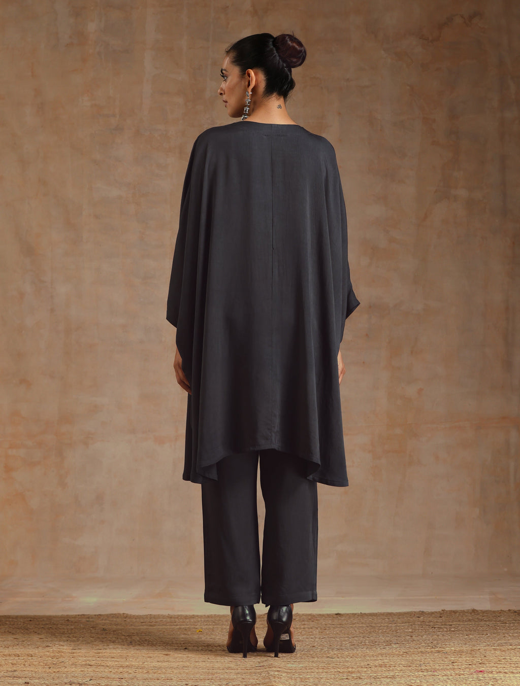 trueBrowns Grey Modal Satin Oversized Round Co-Ord Set