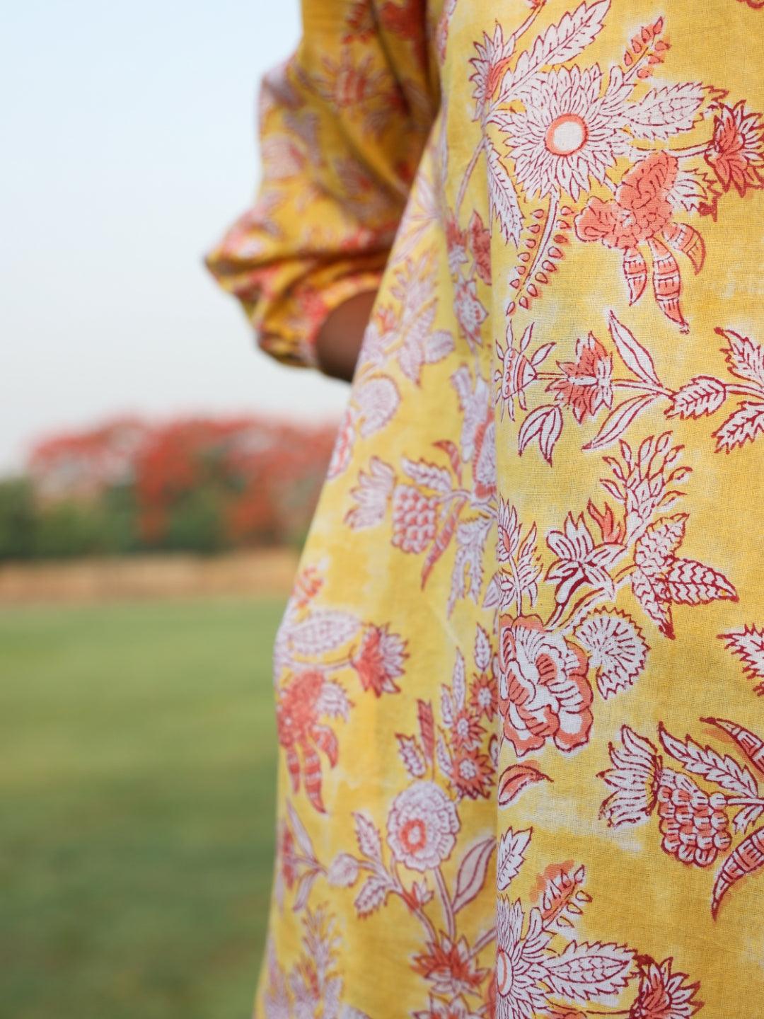 trueBrowns Yellow Cotton Block Print V-Square Neck Co-Ord Set