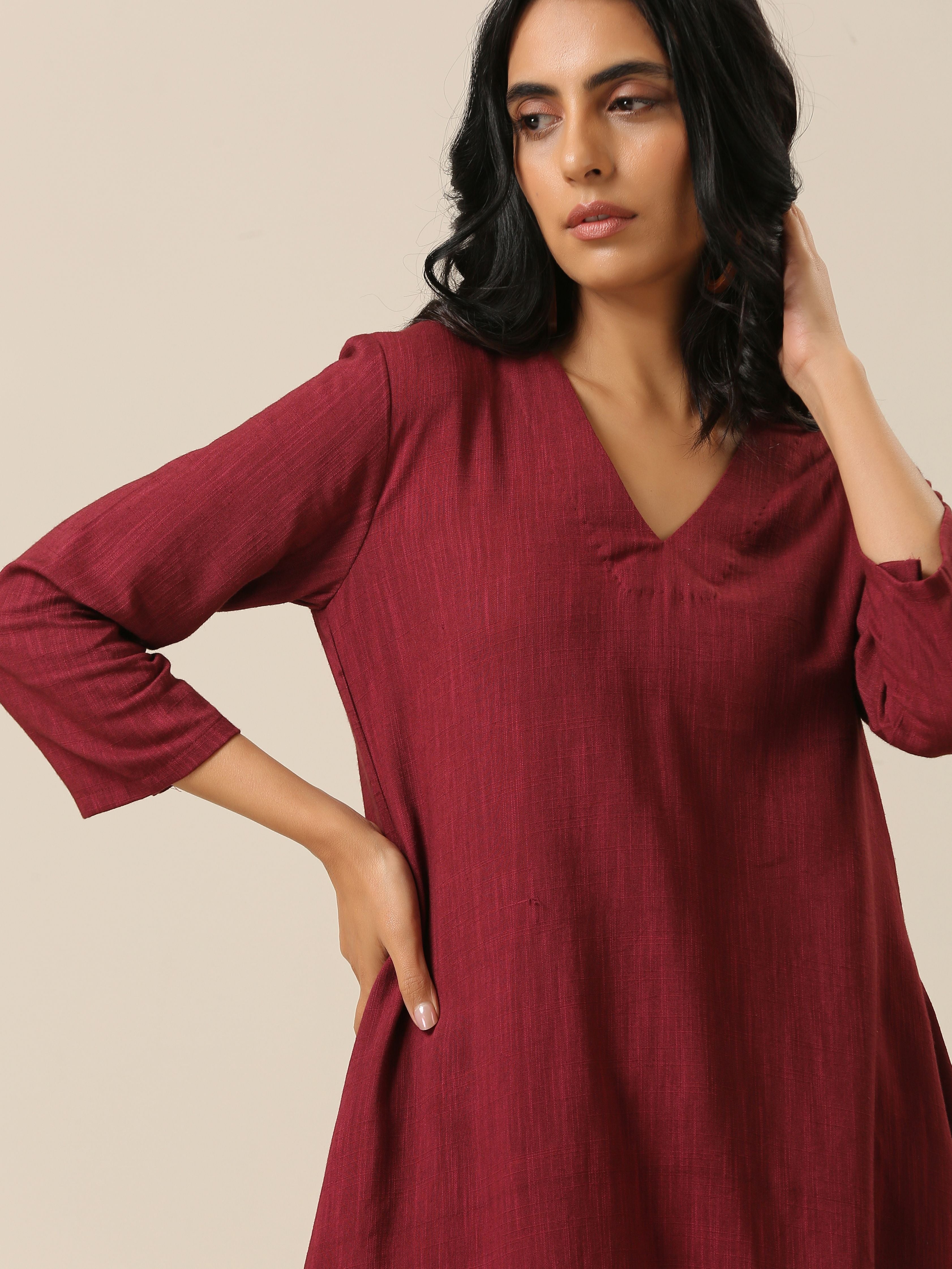 trueBrowns Ruby Wine Slub Texture Back Pleat Kurta Pant Set